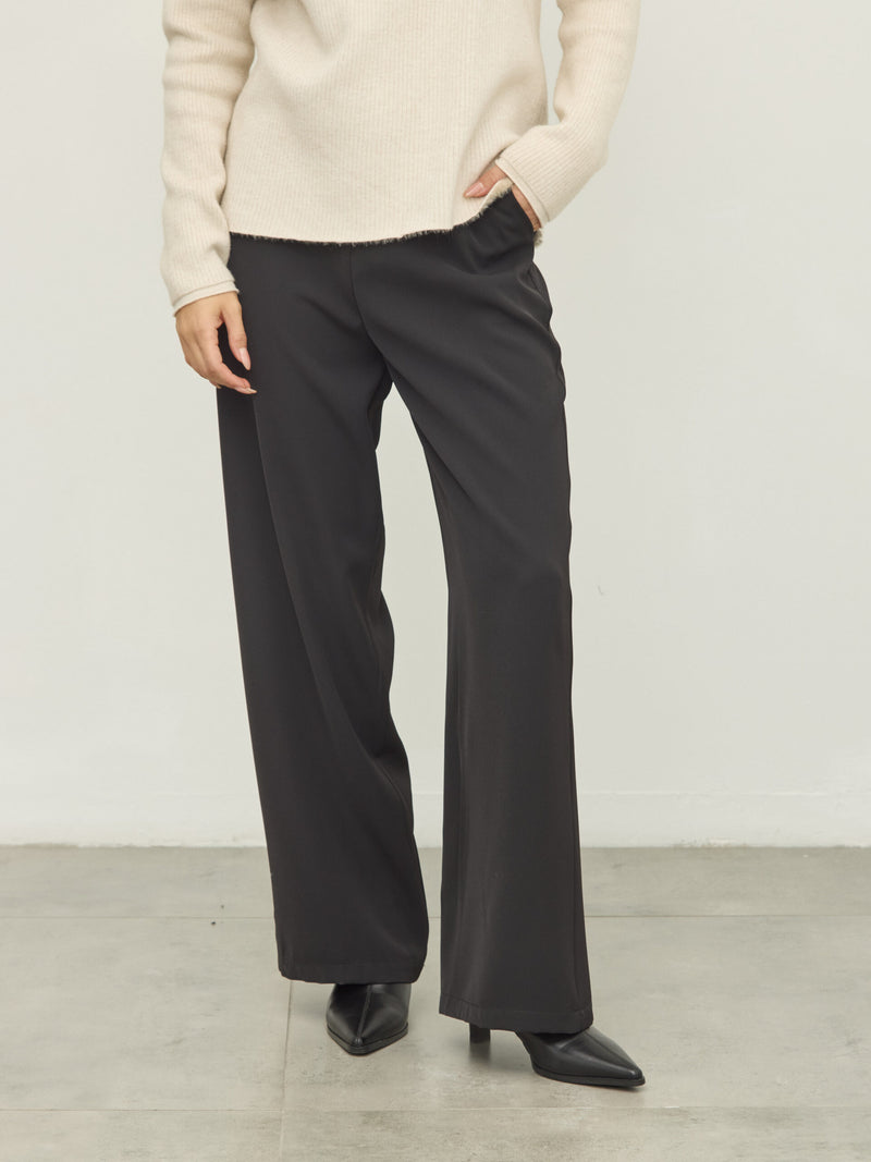 מכנסיים ארוכים מחוייטים גארט | שחור