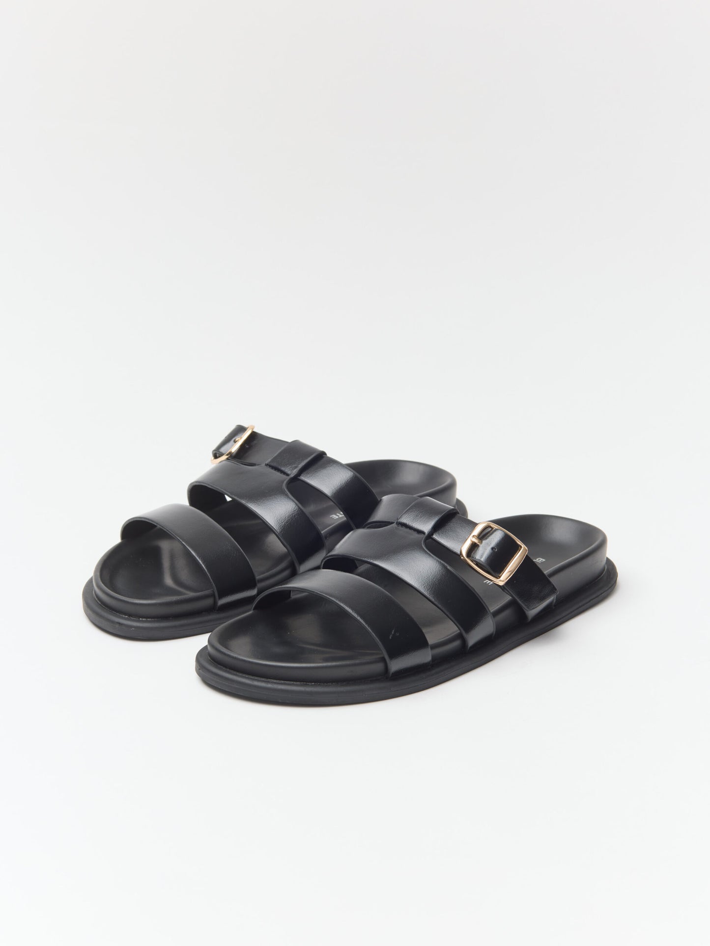 כפכפי רצועות טאיה | שחור