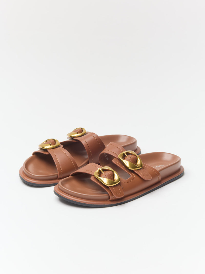 כפכפי רצועות אבזם טרייס | קאמל