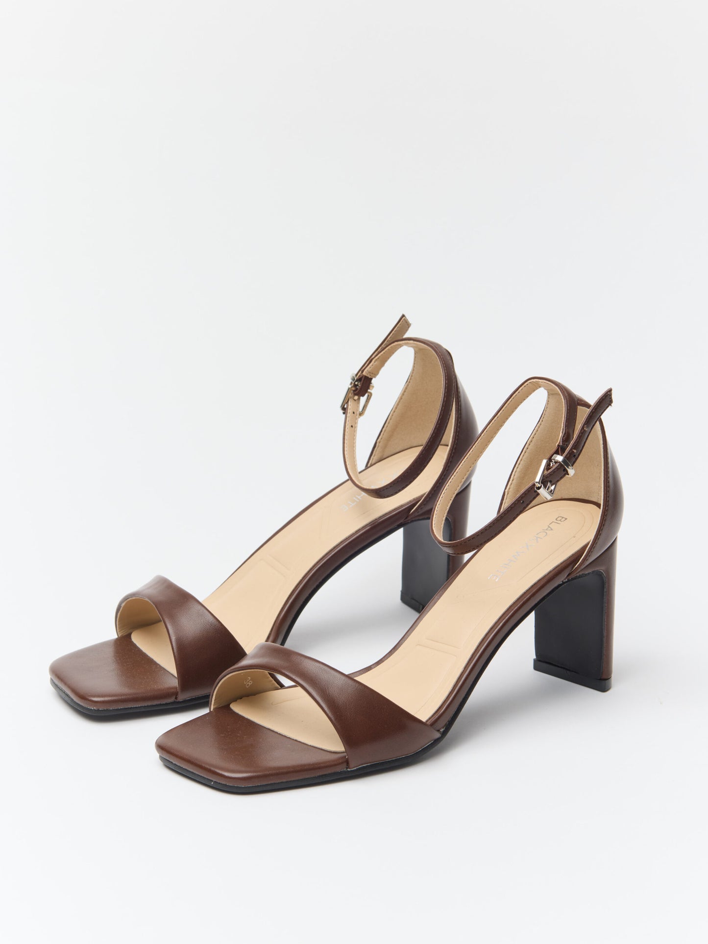 סנדלי עקב אמליין | חום