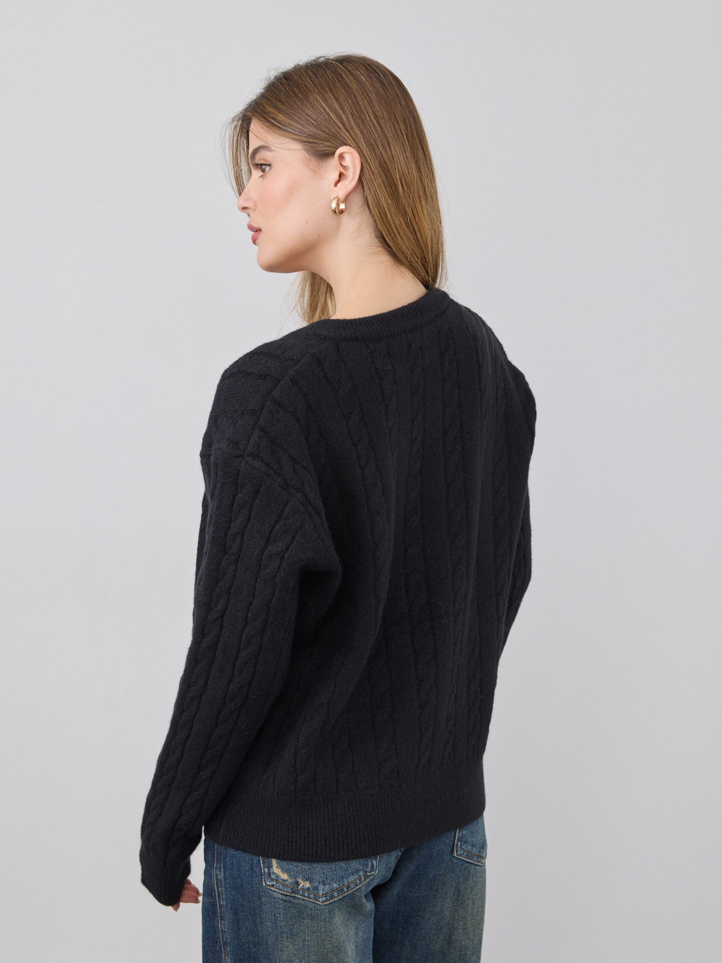 סוודר צמות אינז | שחור