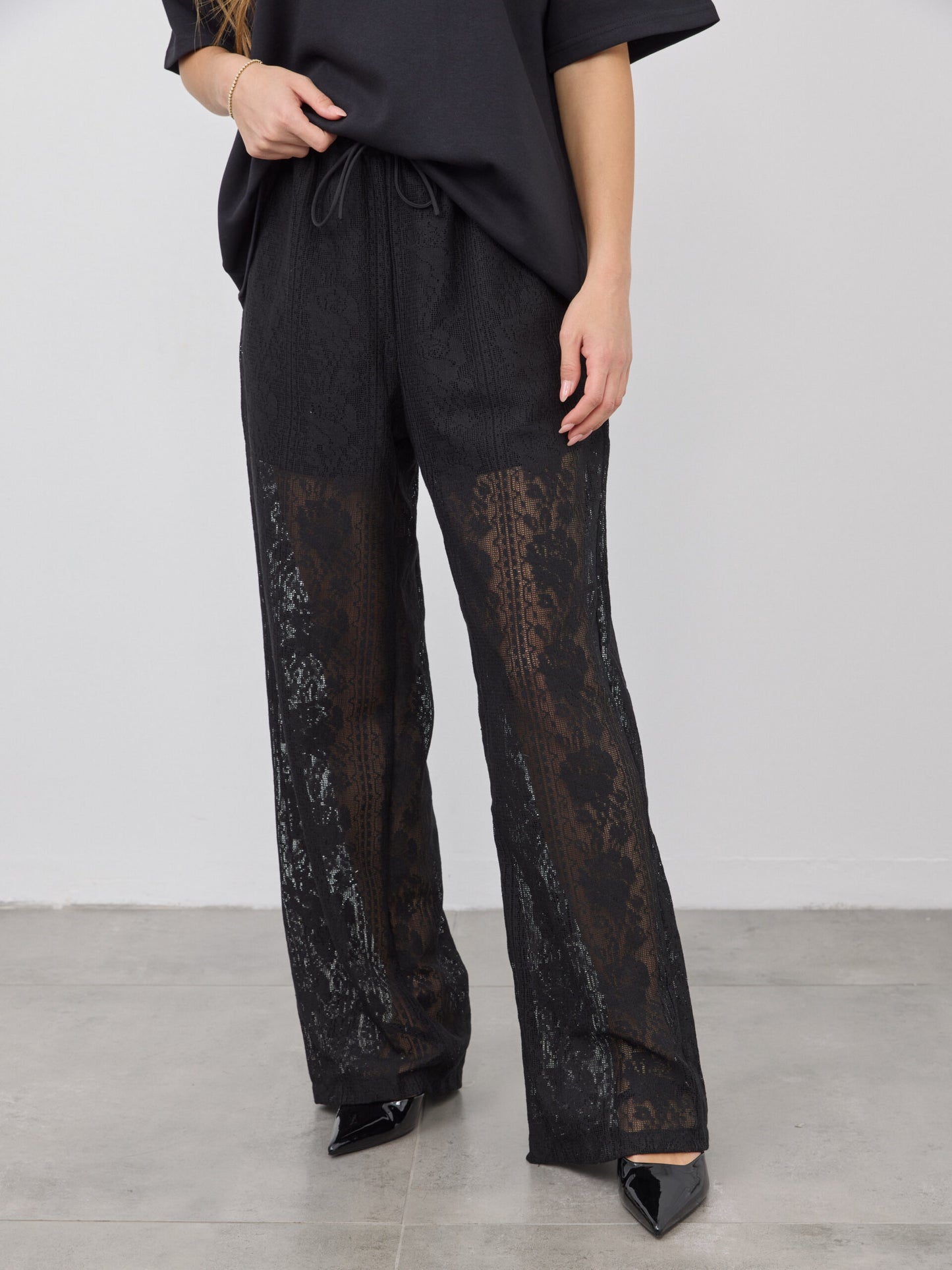 מכנסי תחרה ארוכים שיינה | שחור