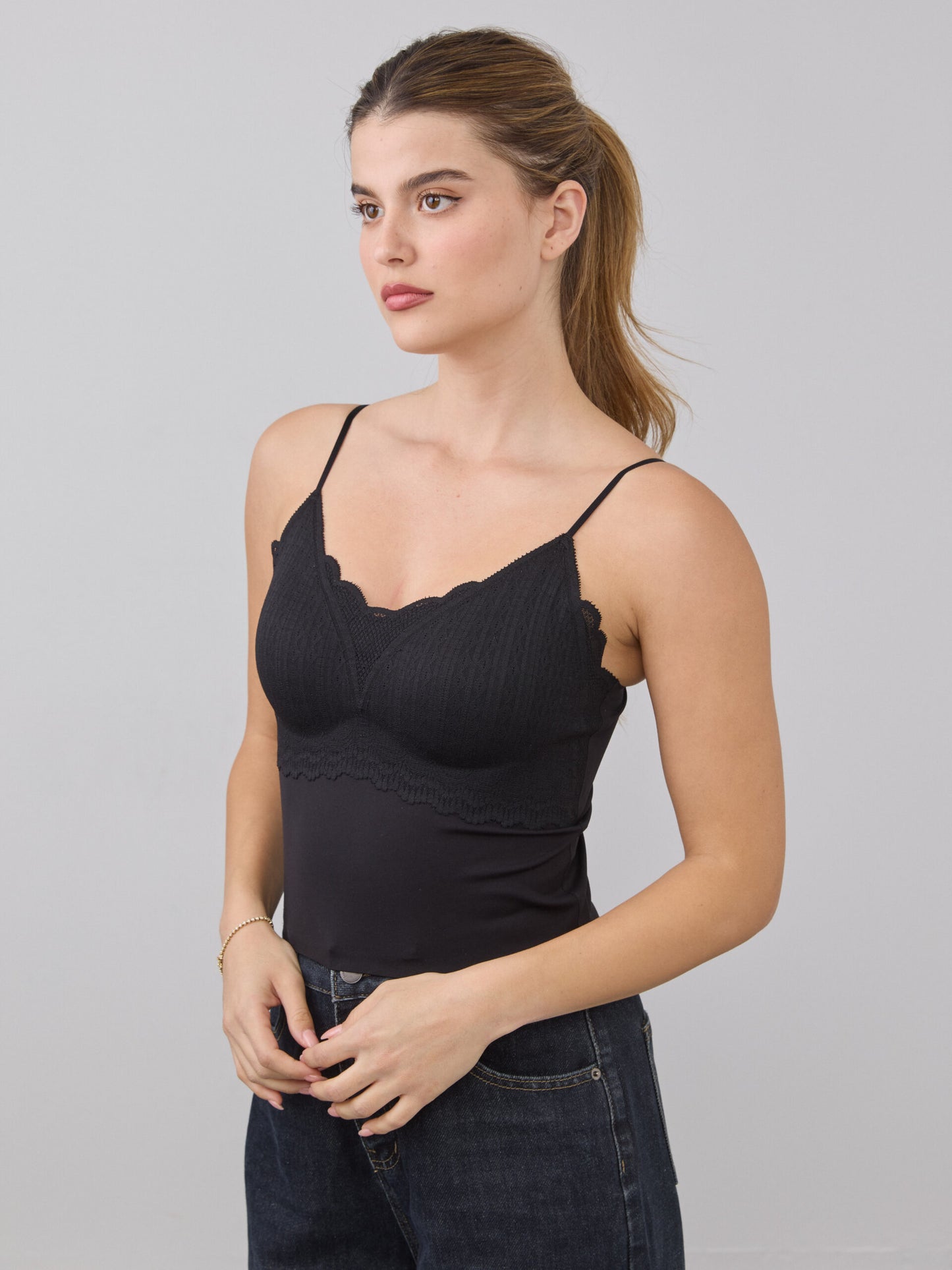 ברלט תחרה גלייז | שחור