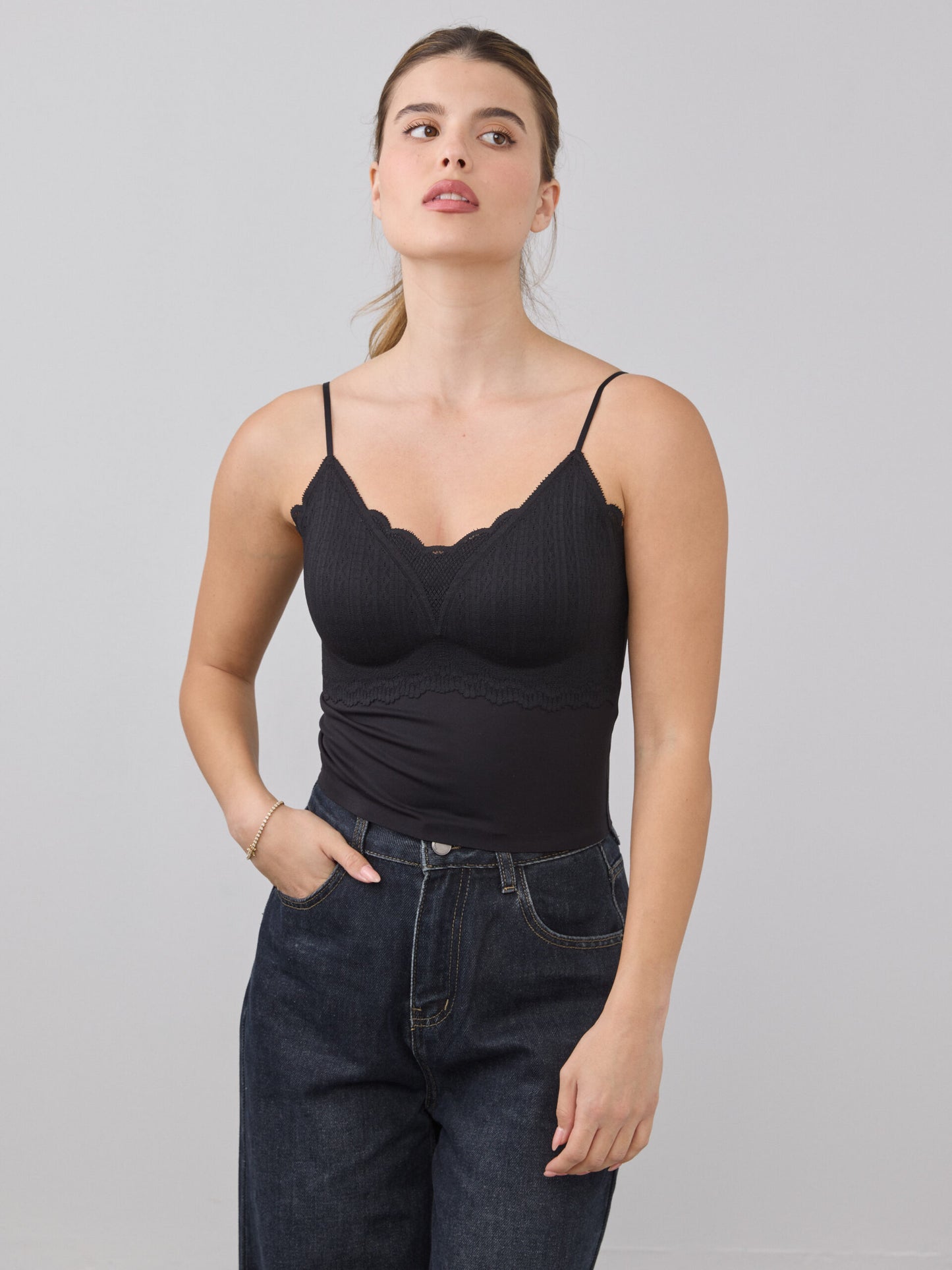 ברלט תחרה גלייז | שחור