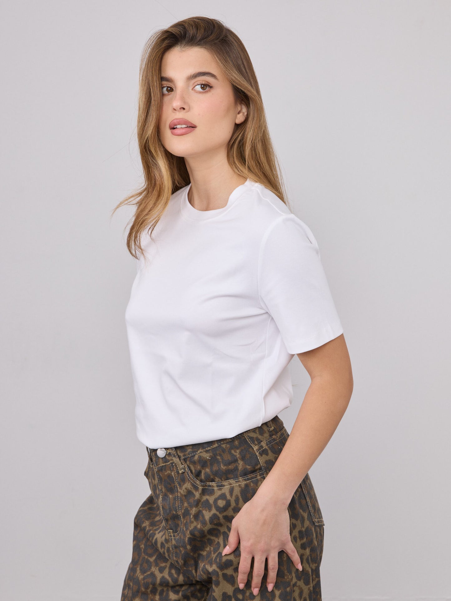 טישירט בייסיק סיידי | לבן