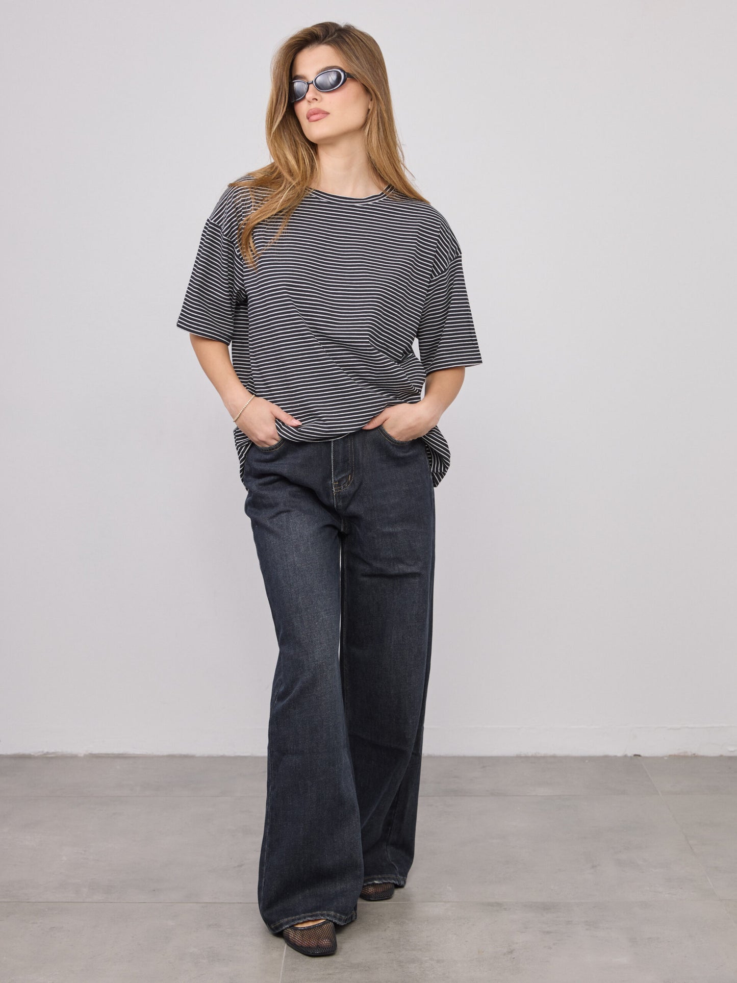 טישירט אוברסייז פסים ארלו | שחור