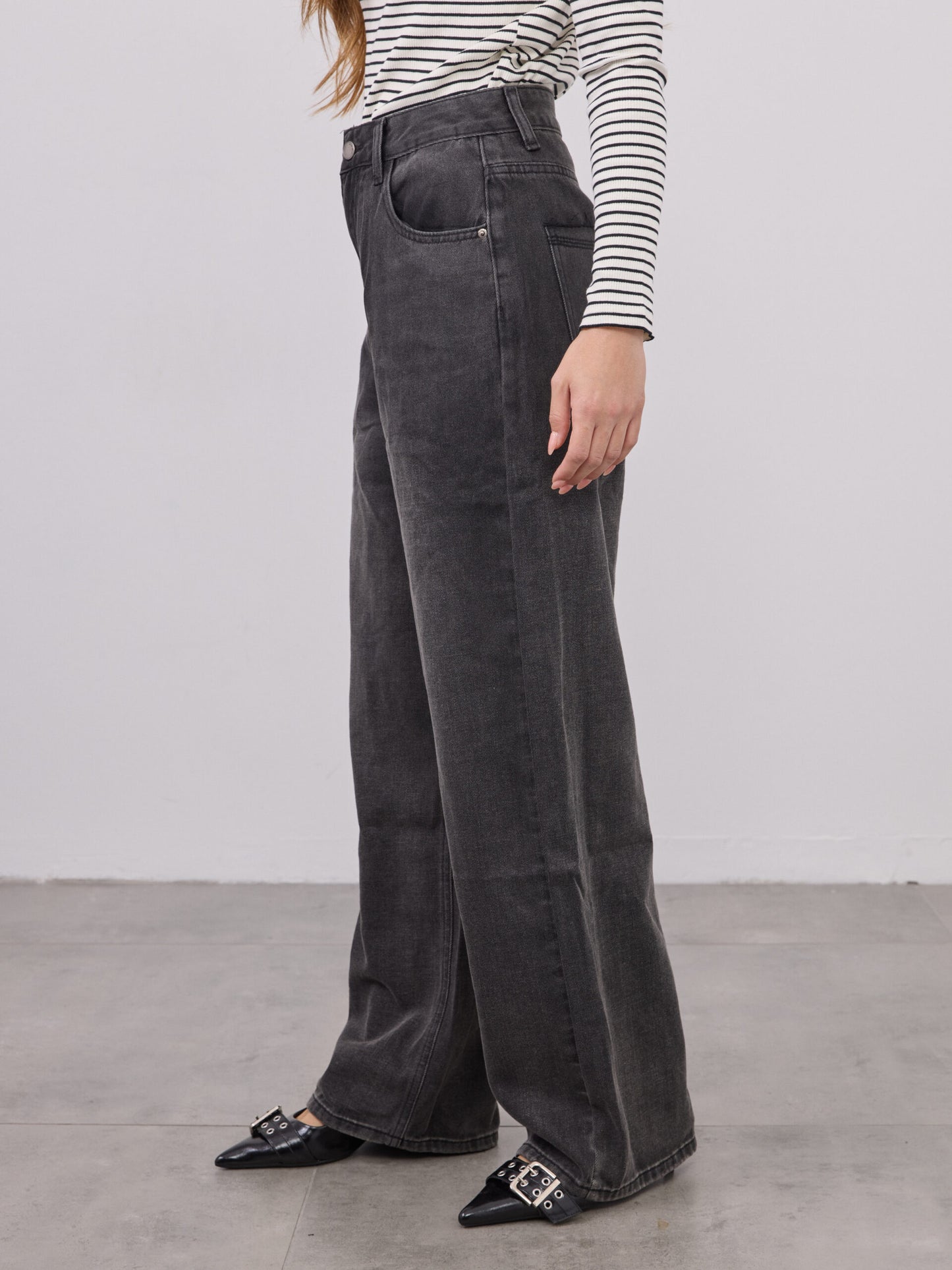 מכנסי ג'ינס ארוכים וואש קונור | שחור