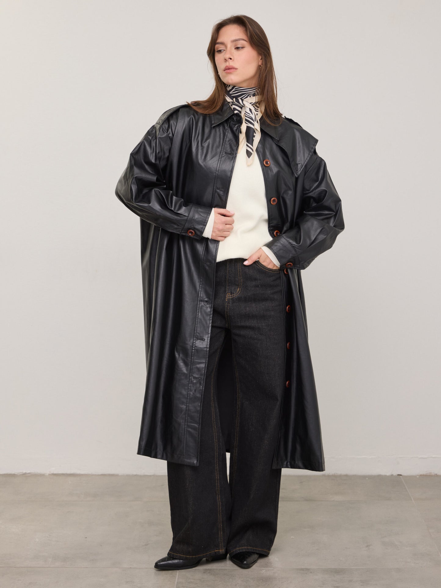 טראנץ' דמוי עור קונלי | שחור