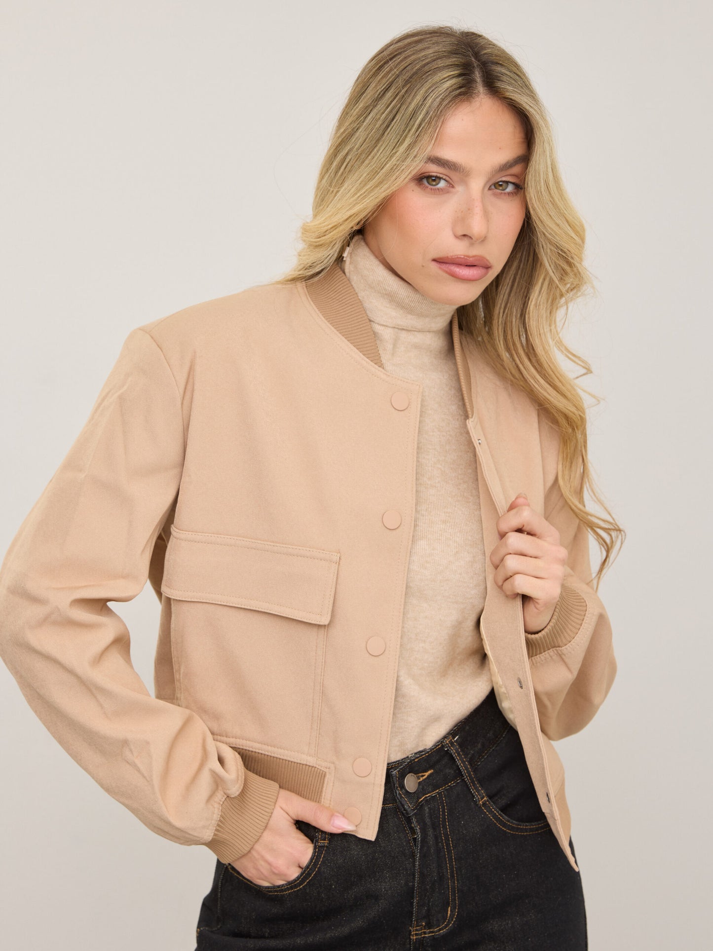 ג'קט דייז | בז'