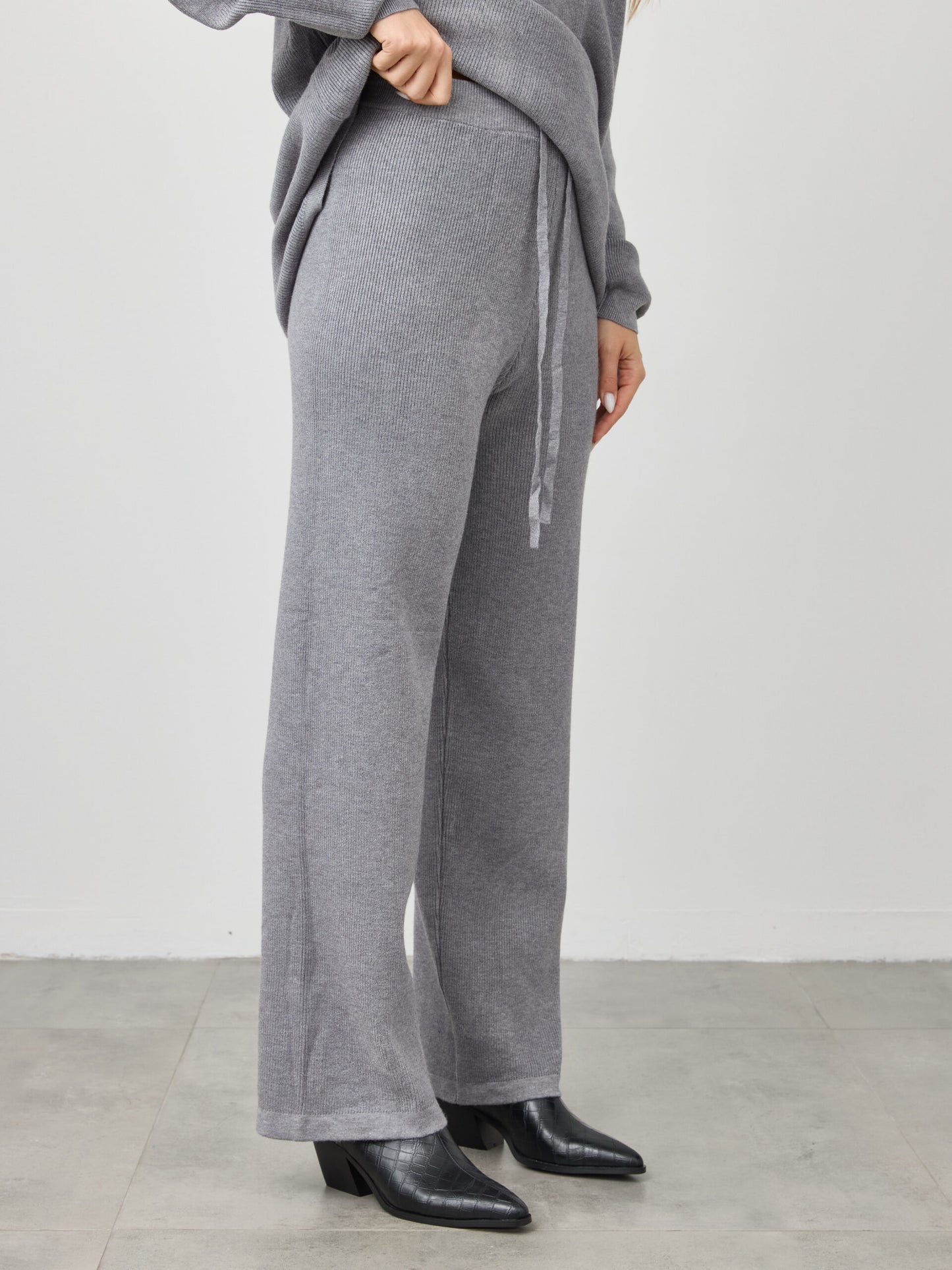 חליפת סריג ביילי | אפור