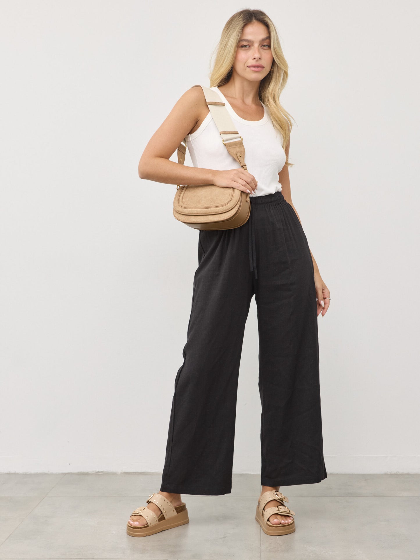 תיק ננסי | בז' זמש