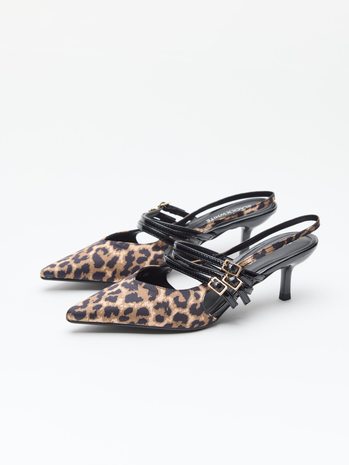 נעלי  עקב שפיץ רצועות טיה | מנומר