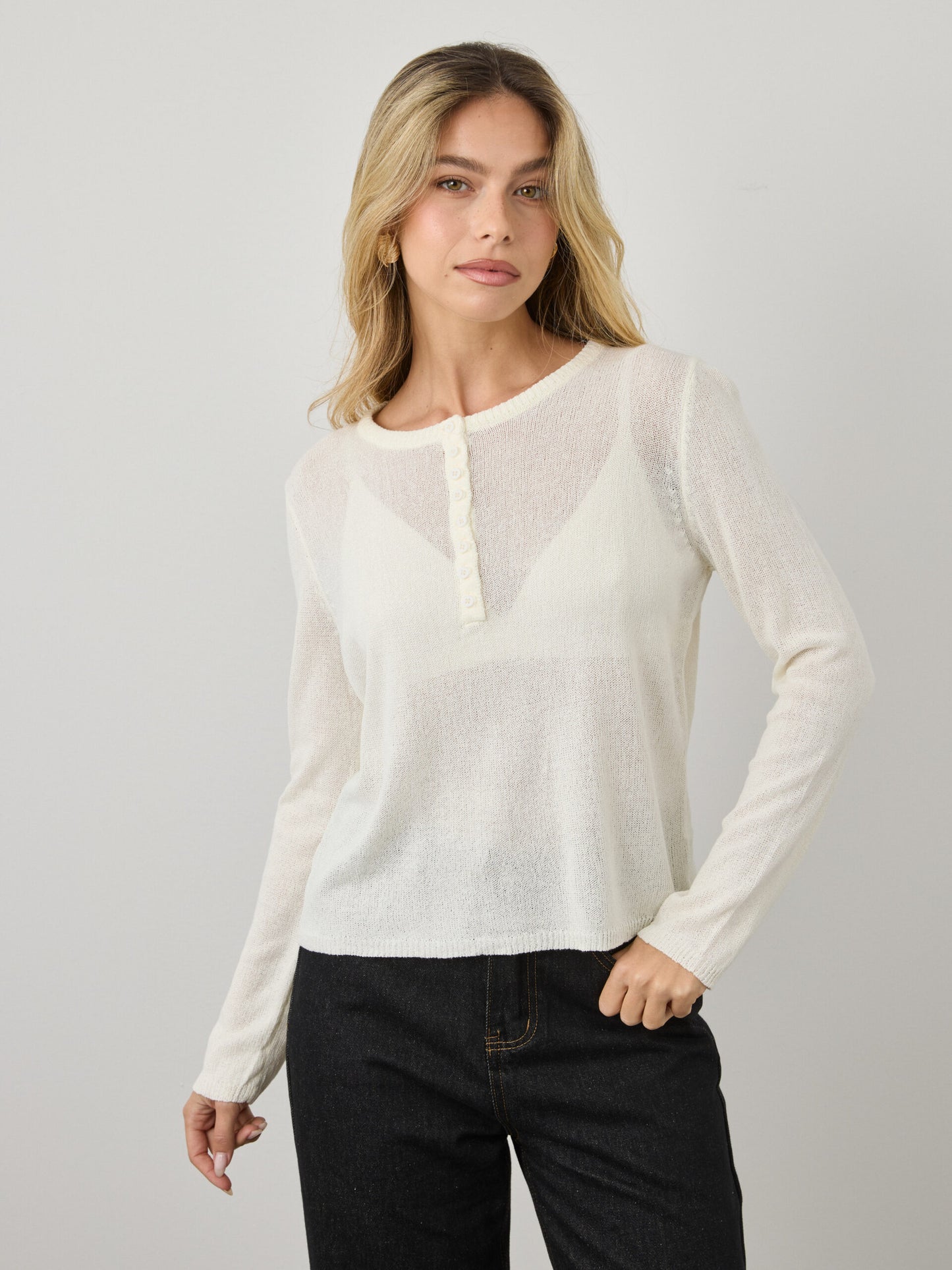 סריג קרלה | בז'