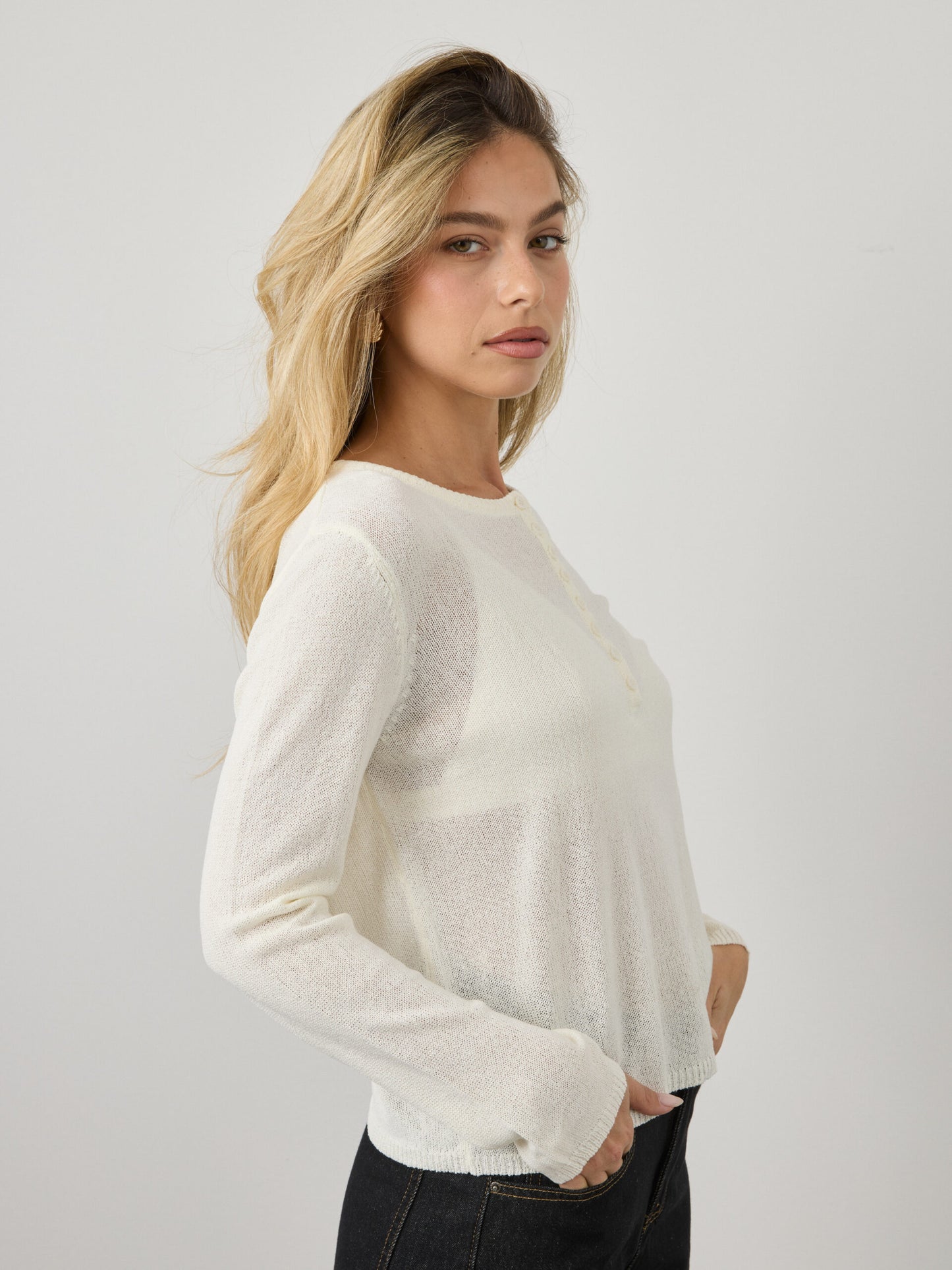 סריג קרלה | בז'