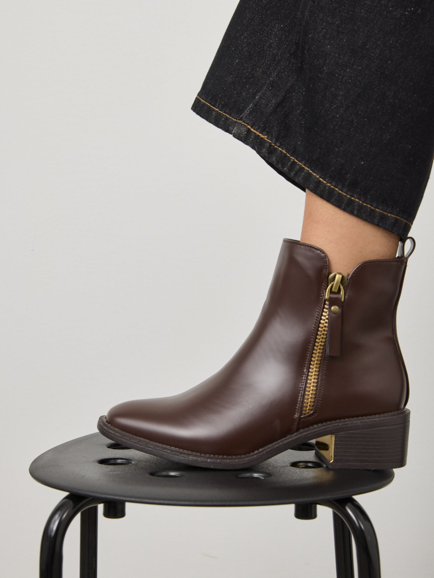 מגפוני עקב ריינה | חום