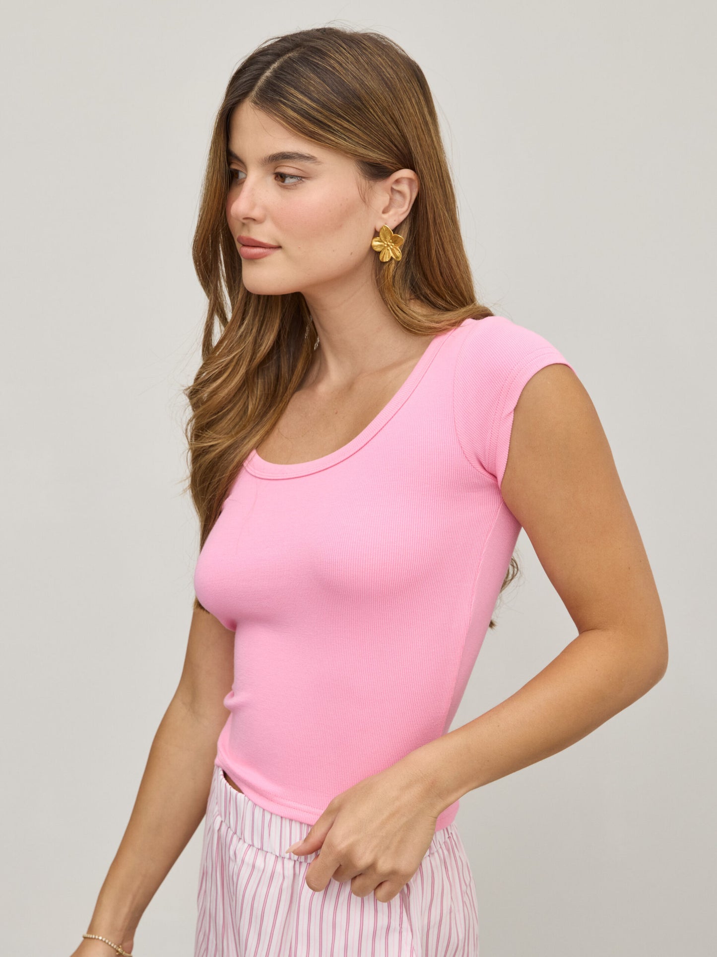 טישירט בייסיק צווארון עגול אליאנה | ורוד