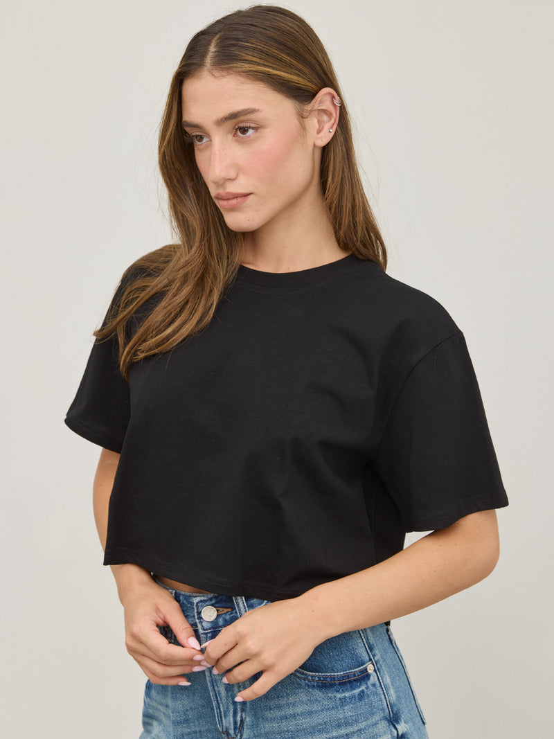 טישירט קרופ בייסיק סיריל | שחור