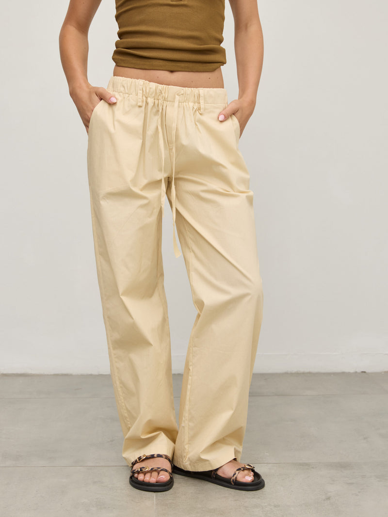 מכנסי דניאל | בז'