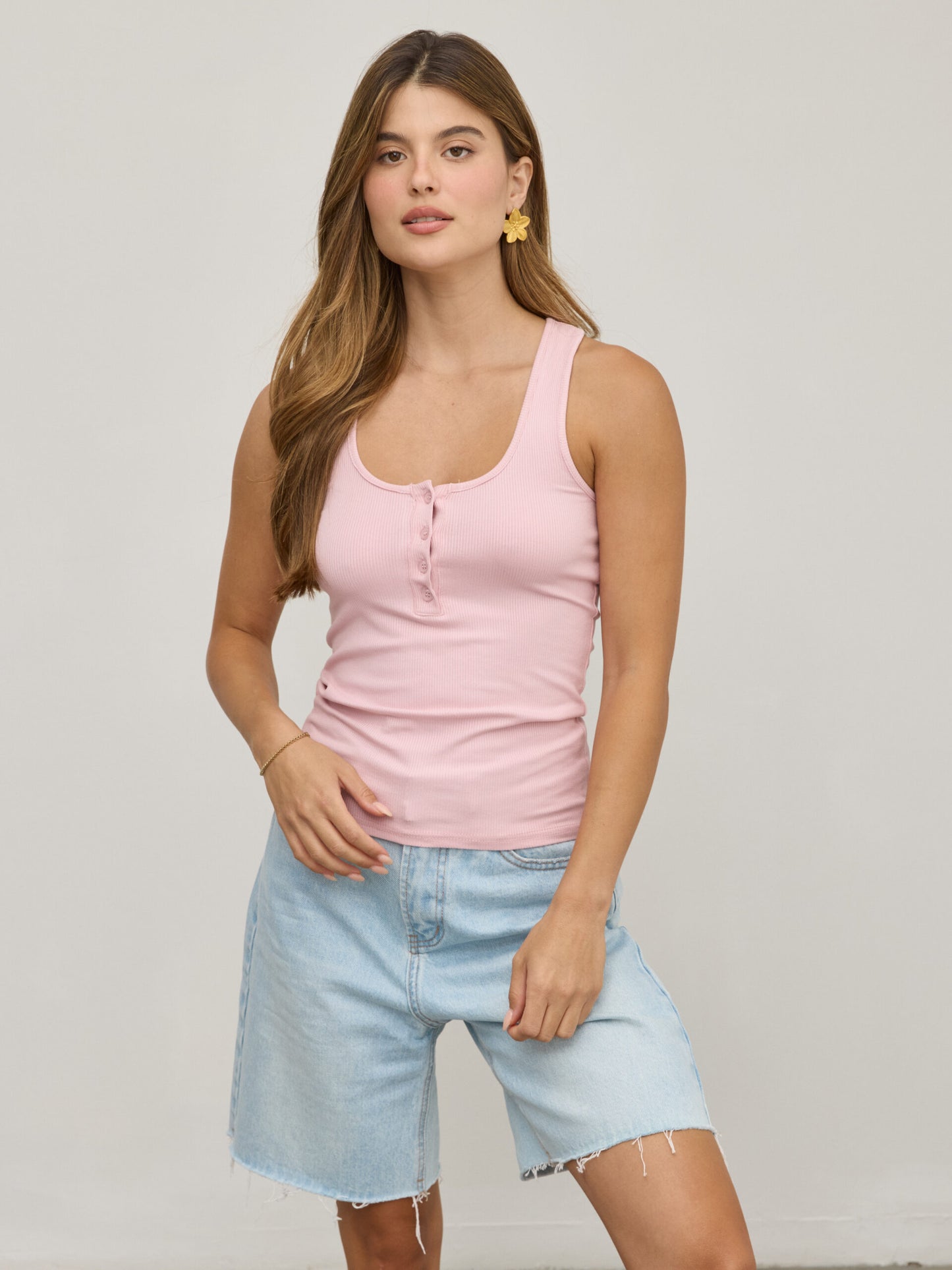 גופיית בייסיק כפתורים ברנדה | ורוד