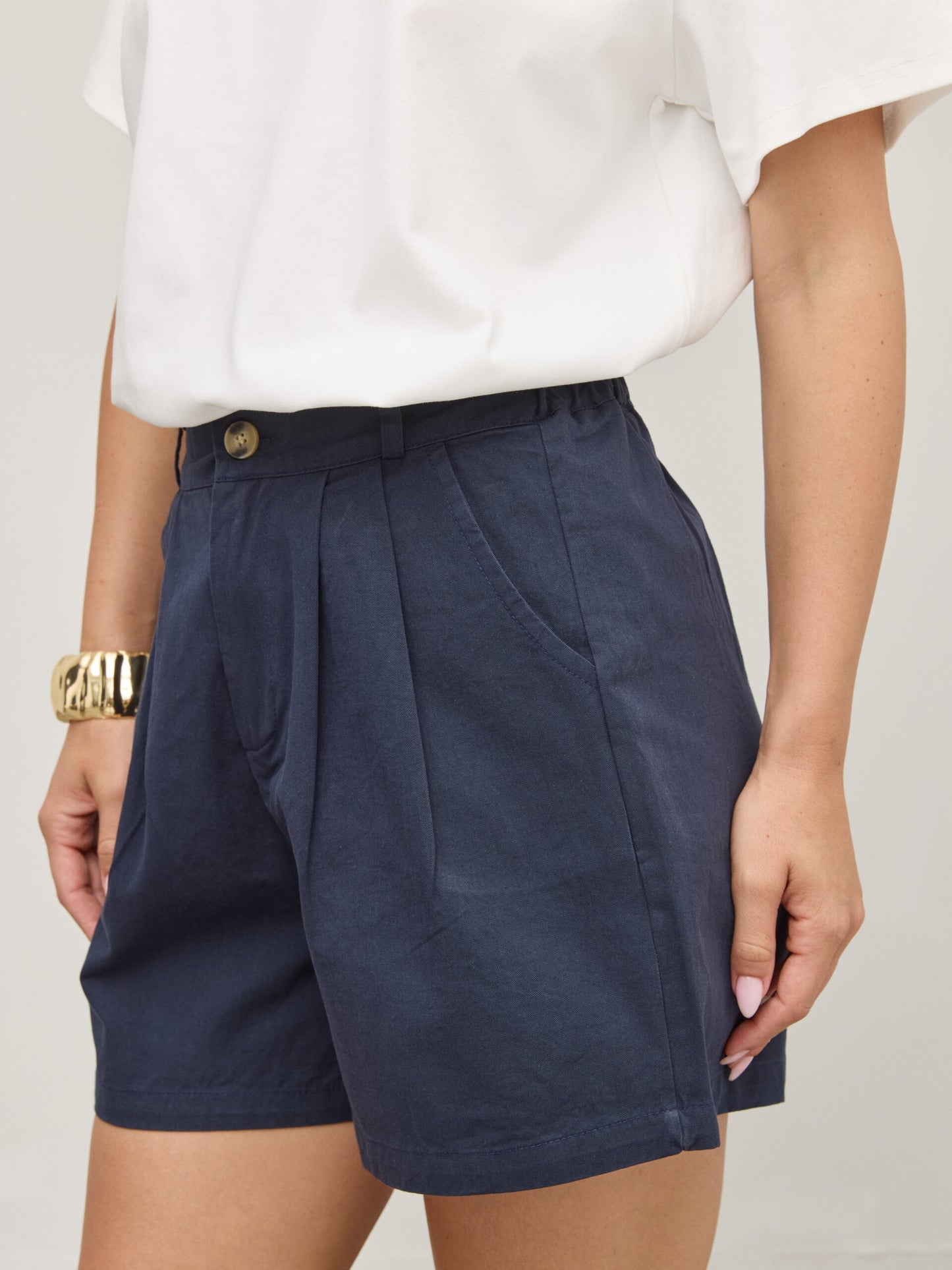 מכנסיים קצרים מחוייטים פרנקו | כחול