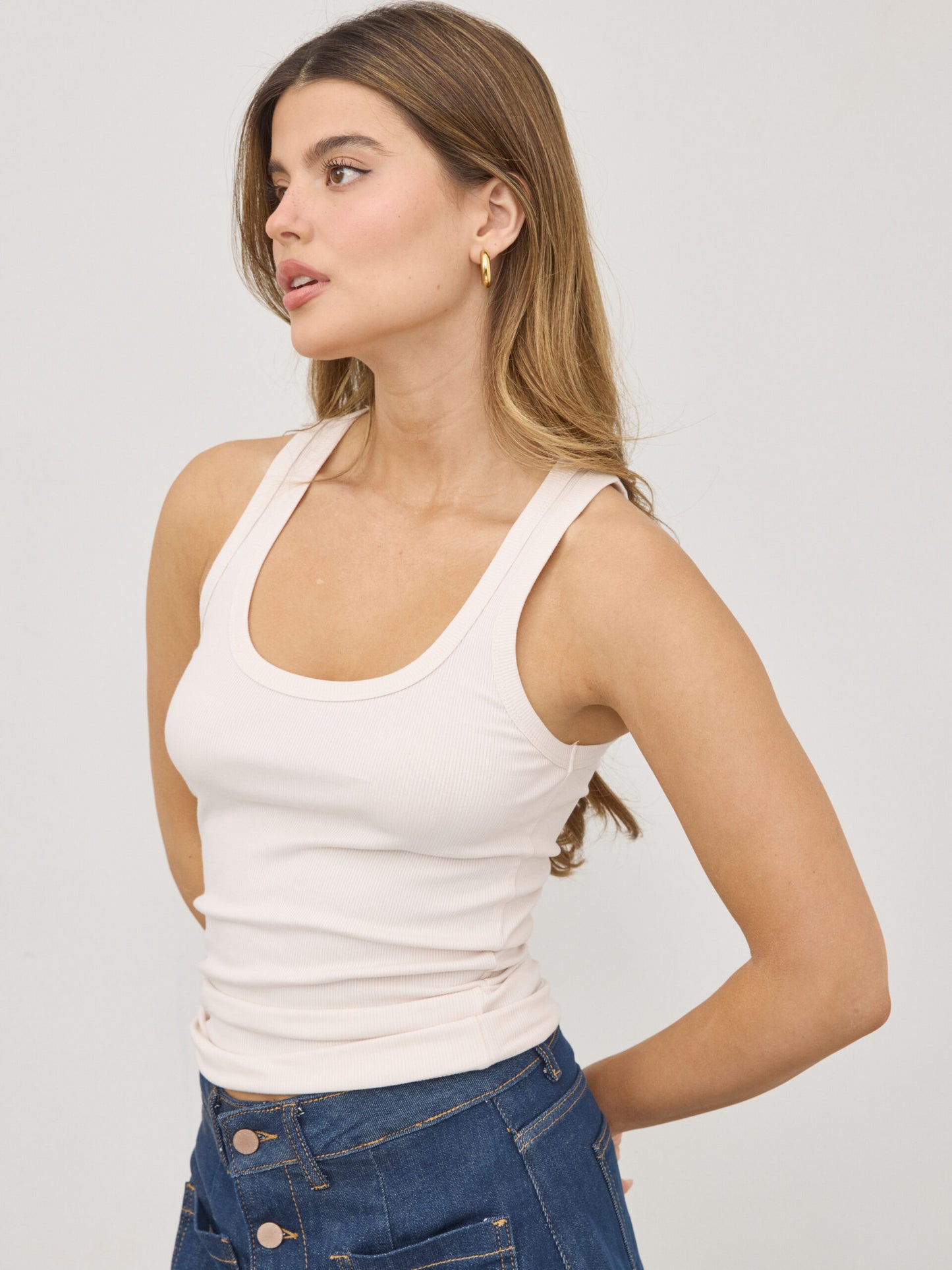 גופיית בייסיק טוביק | בז'