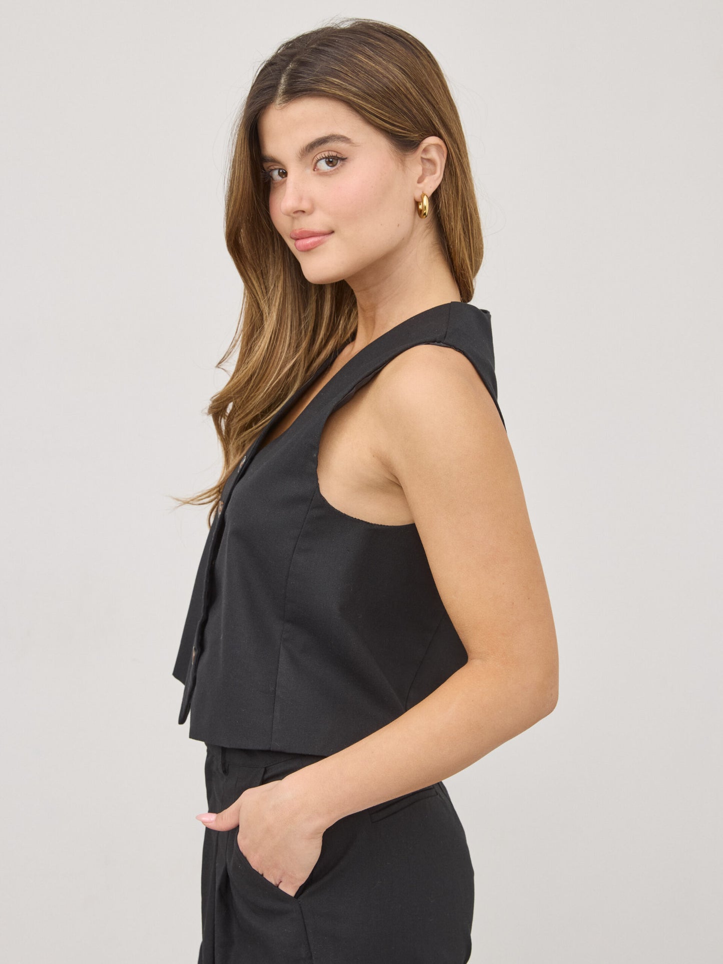 ווסט מחוייט מלאני | שחור