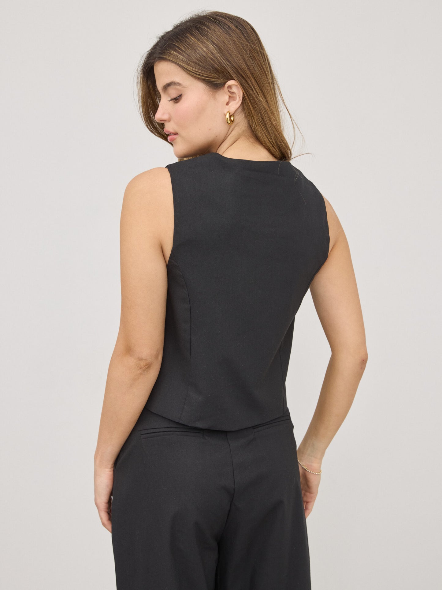 ווסט מחוייט מלאני | שחור