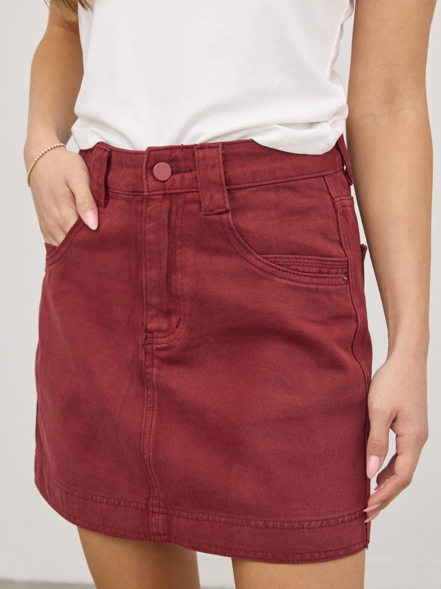 חצאית ג'ינס ניקה | אדום