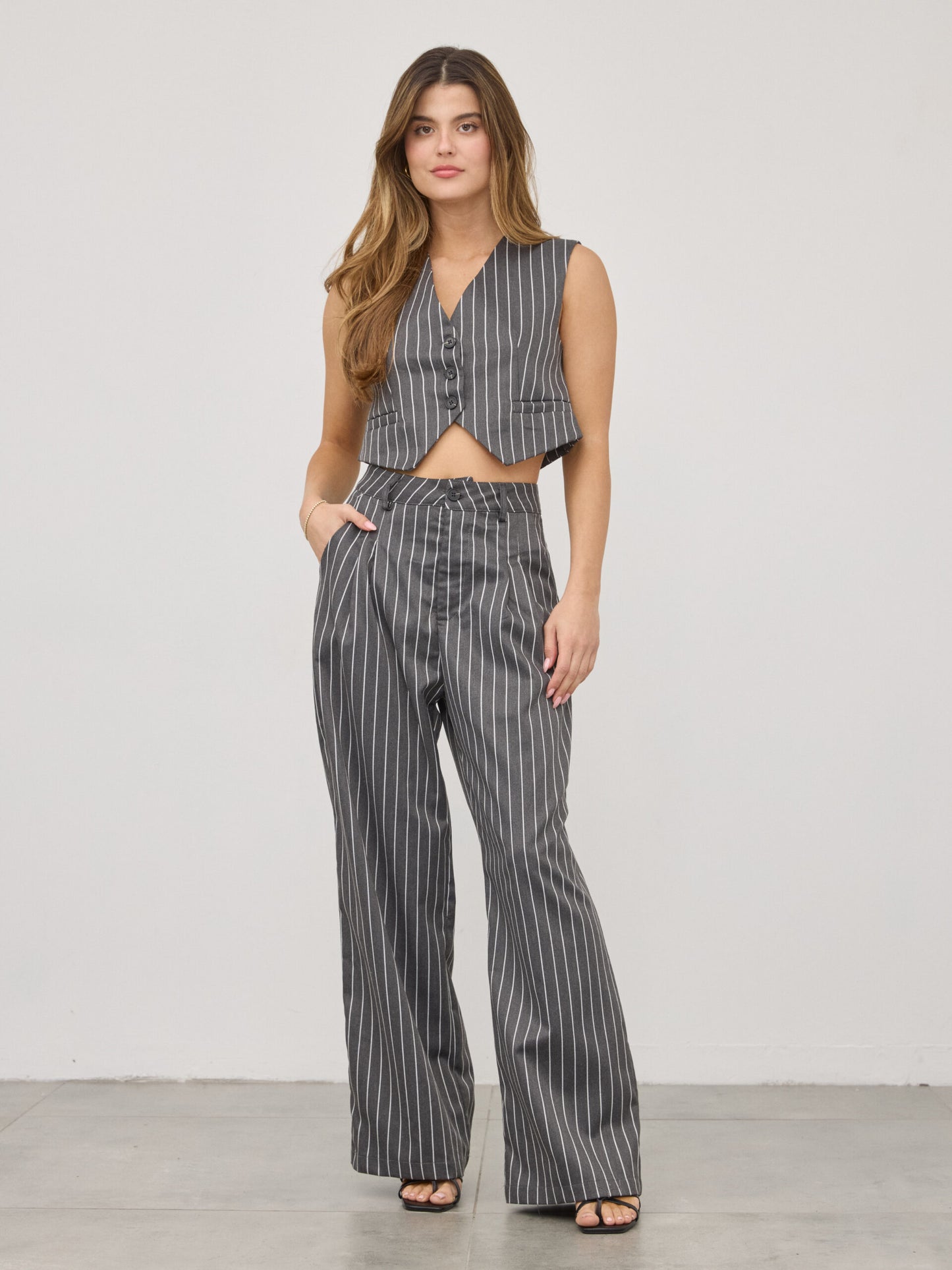 ווסט פסים ארין | אפור