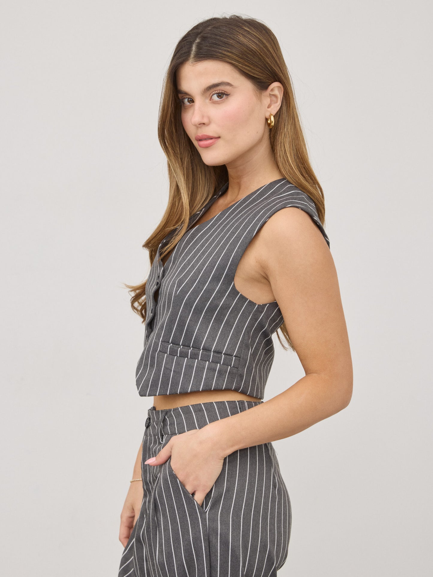 ווסט פסים ארין | אפור