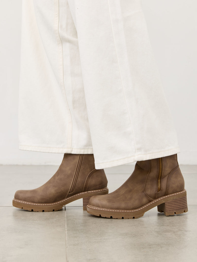 מגפוני סוליית טרקטור טנסי | חאקי