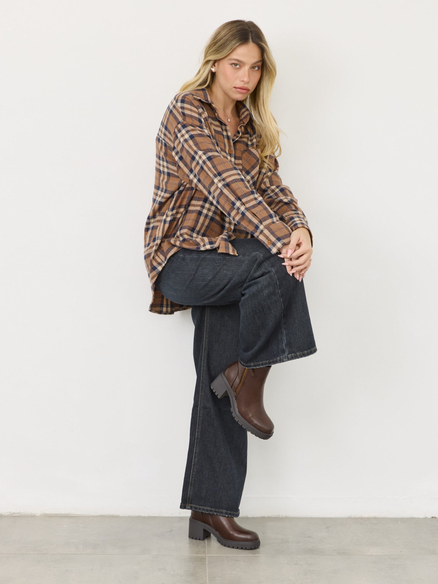 מגפוני סוליית טרקטור עקב סיינט | חום