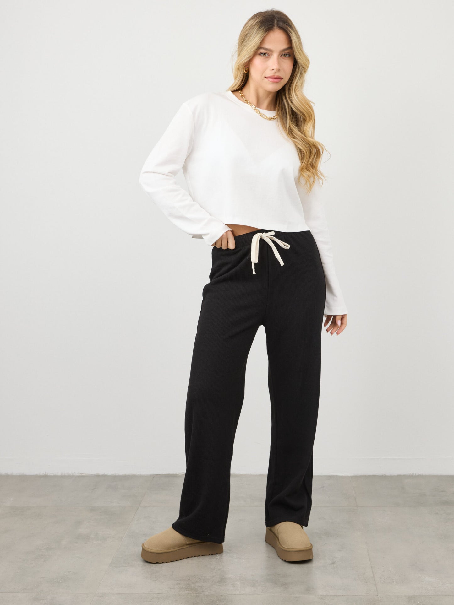 מכנסיים ארוכים ברנה | שחור