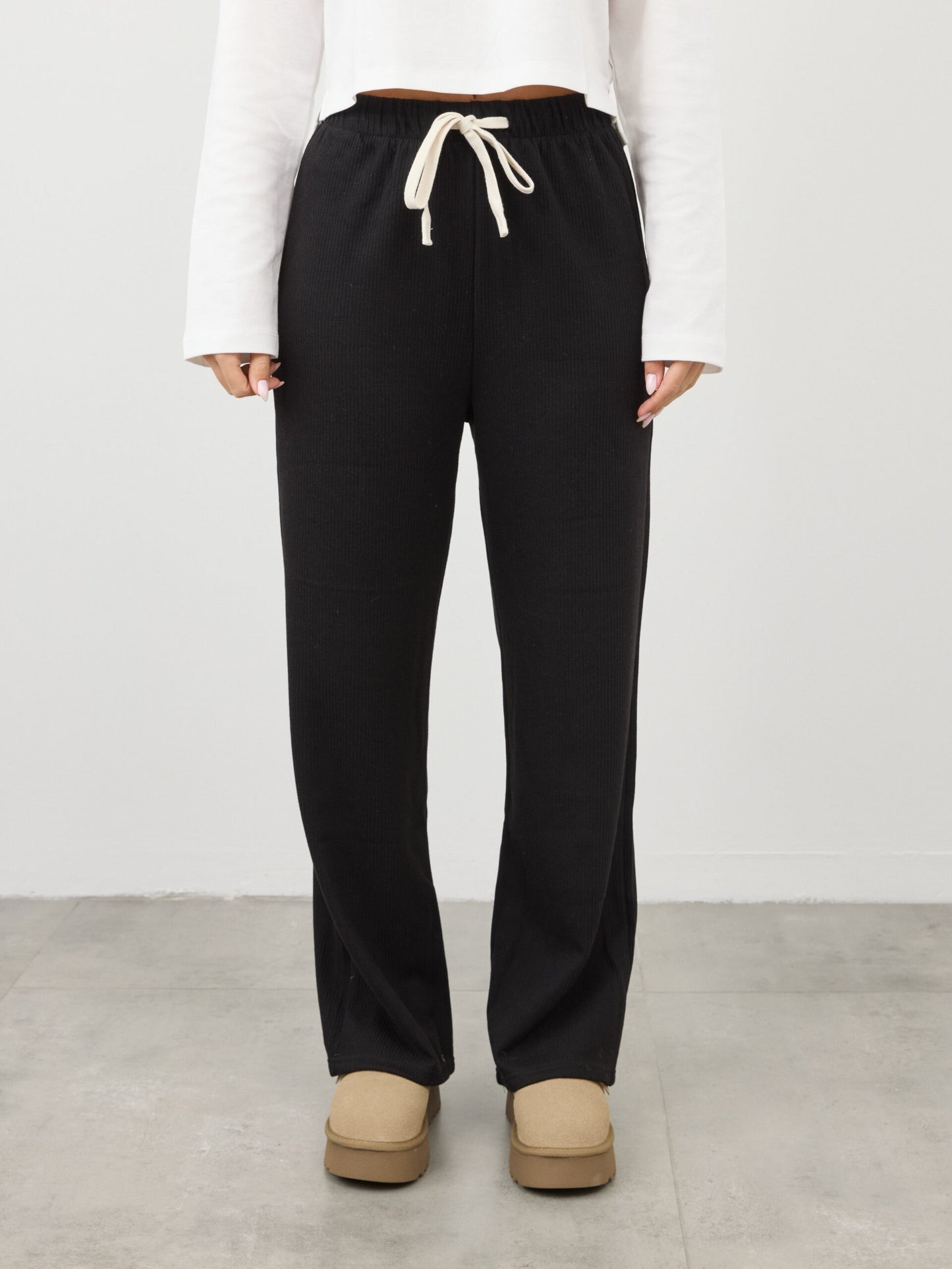 מכנסיים ארוכים ברנה | שחור