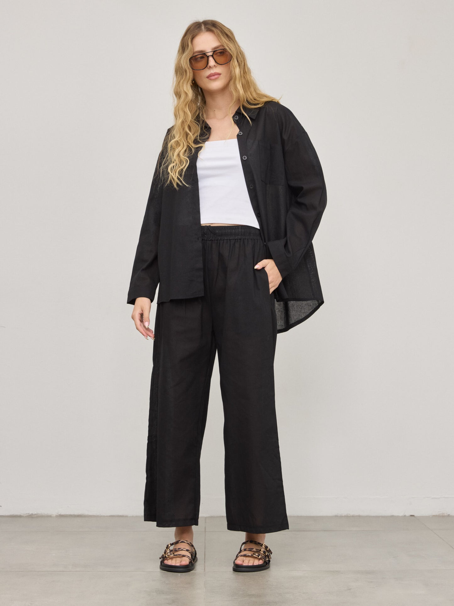 חולצה מכופתרת פשתן פלורנס | שחור