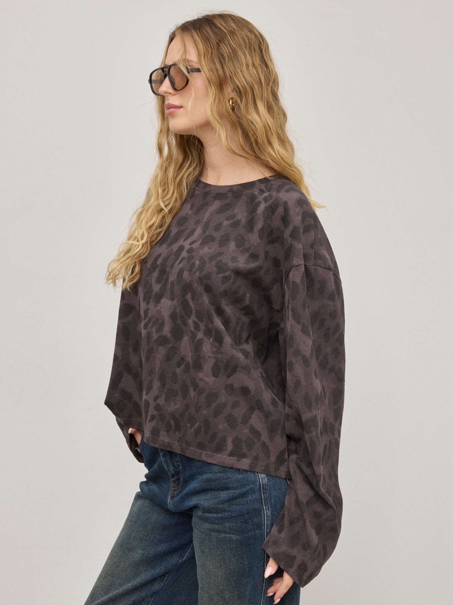 טישירט שרוול ארוך הדפס מנומר לנדון | אפור