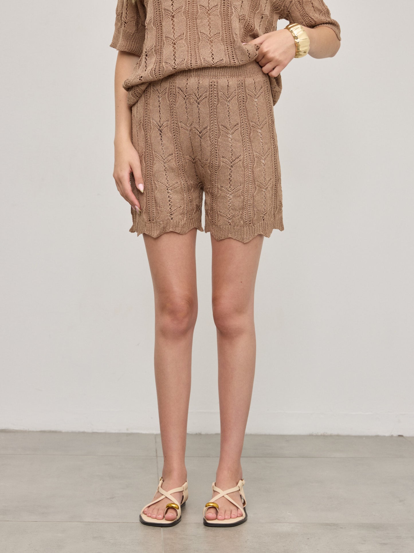 מכנסיים קצרים קרושה קפרי | חום