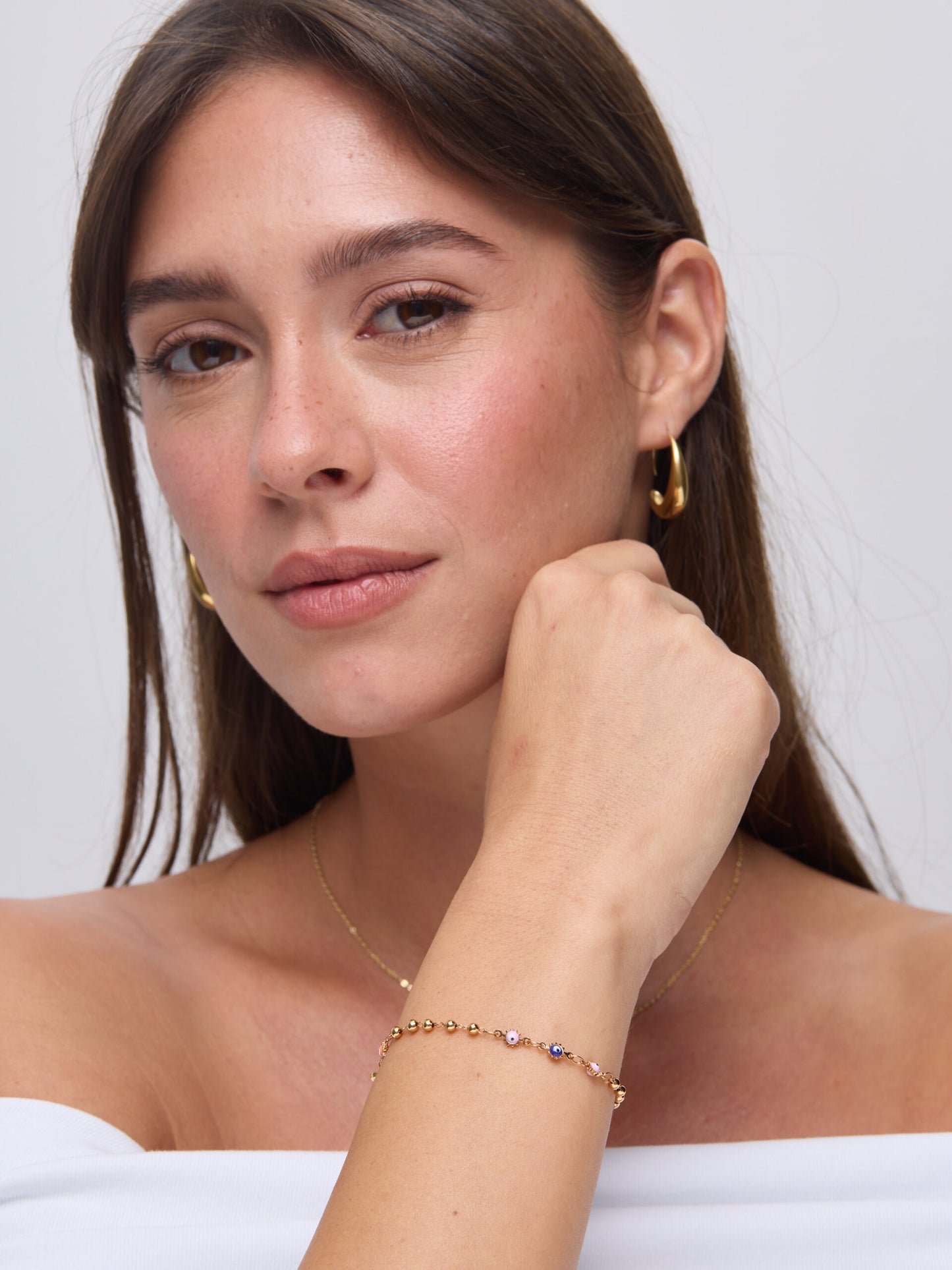 צמיד בשילוב עיגולי זהב וצבעוניים | זהב