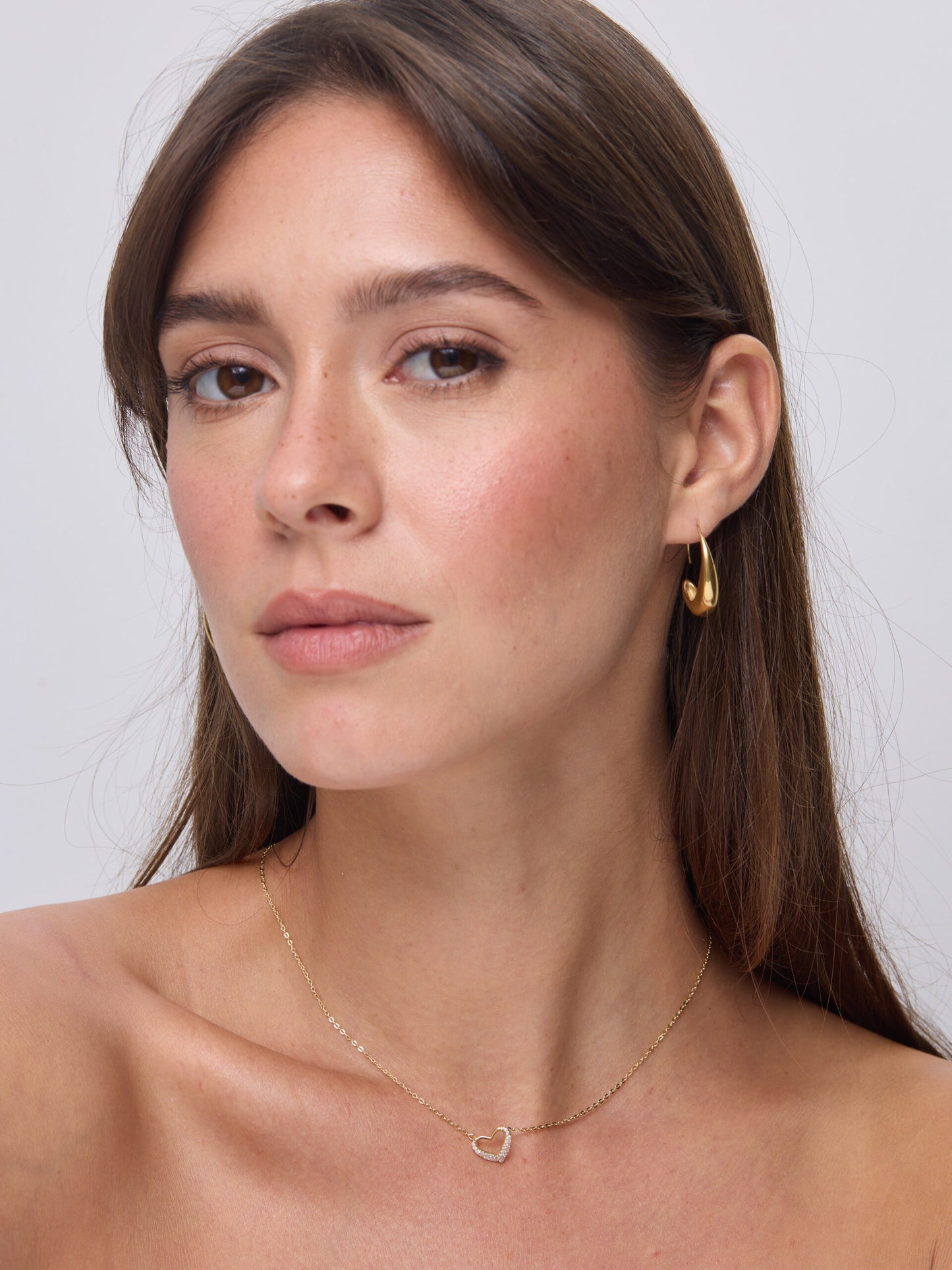 שרשרת תליון לב משובץ אמור I זהב