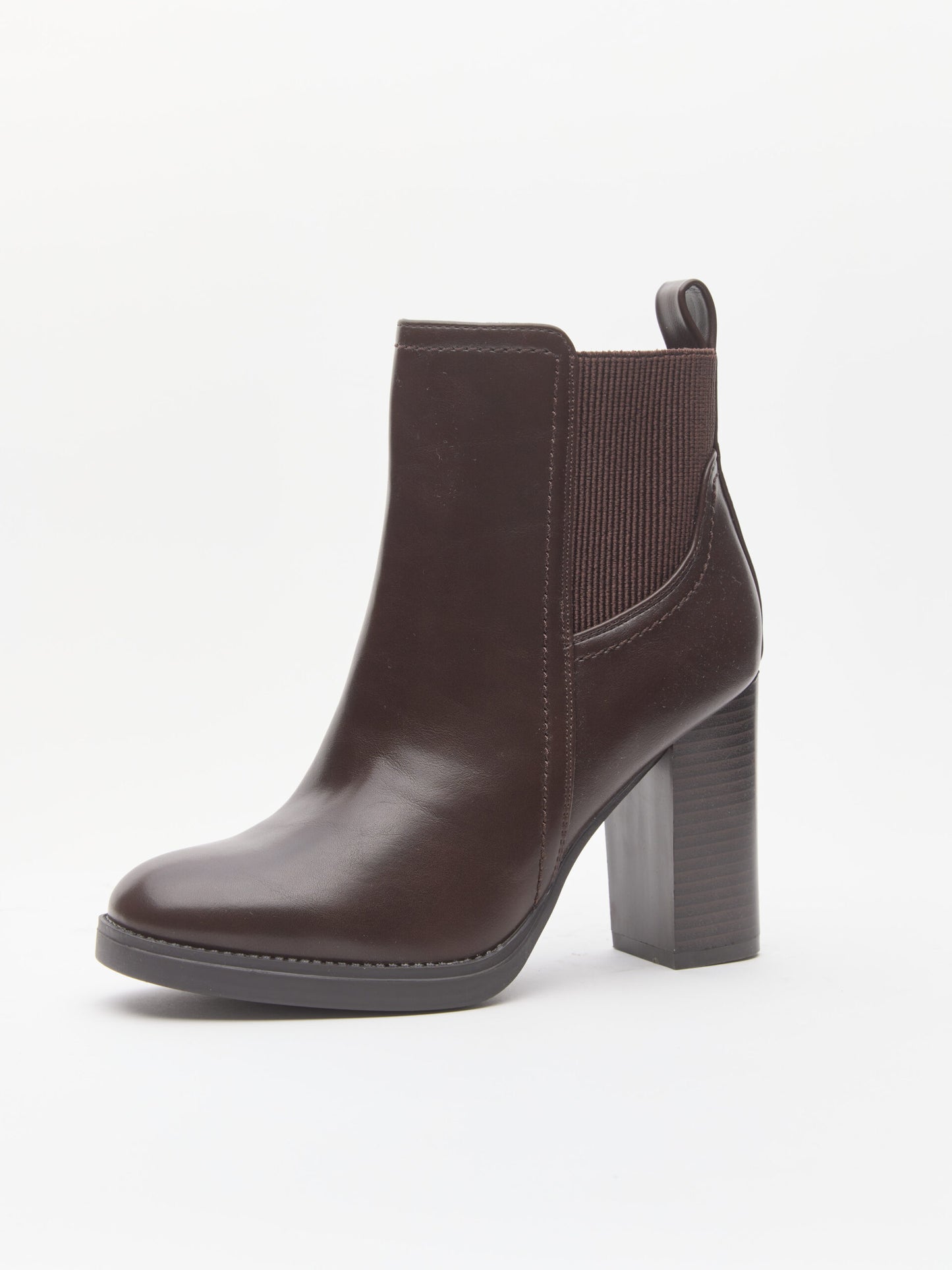 מגפוני עקב טריס | חום