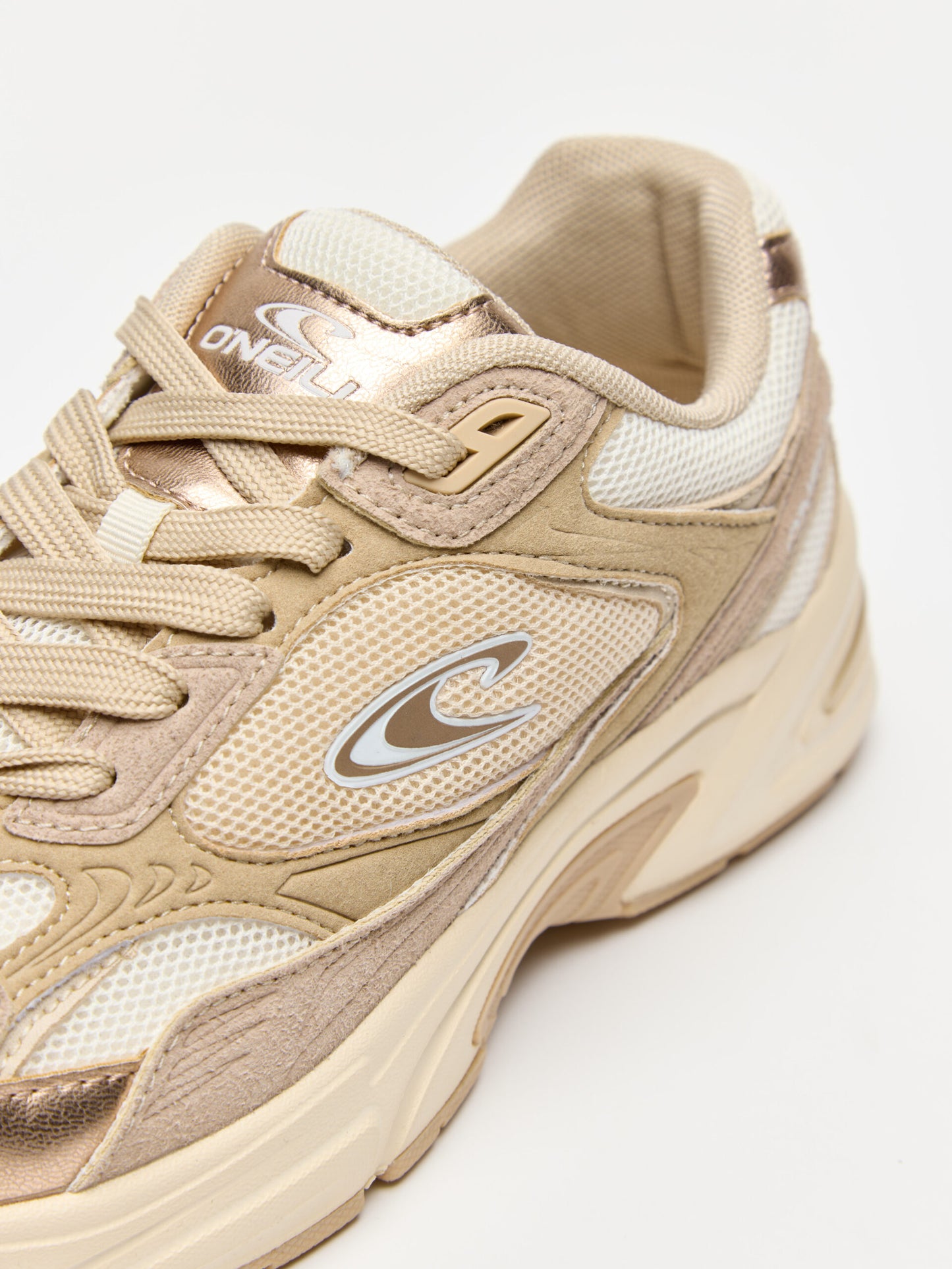 סניקרס ONEILL | בז'