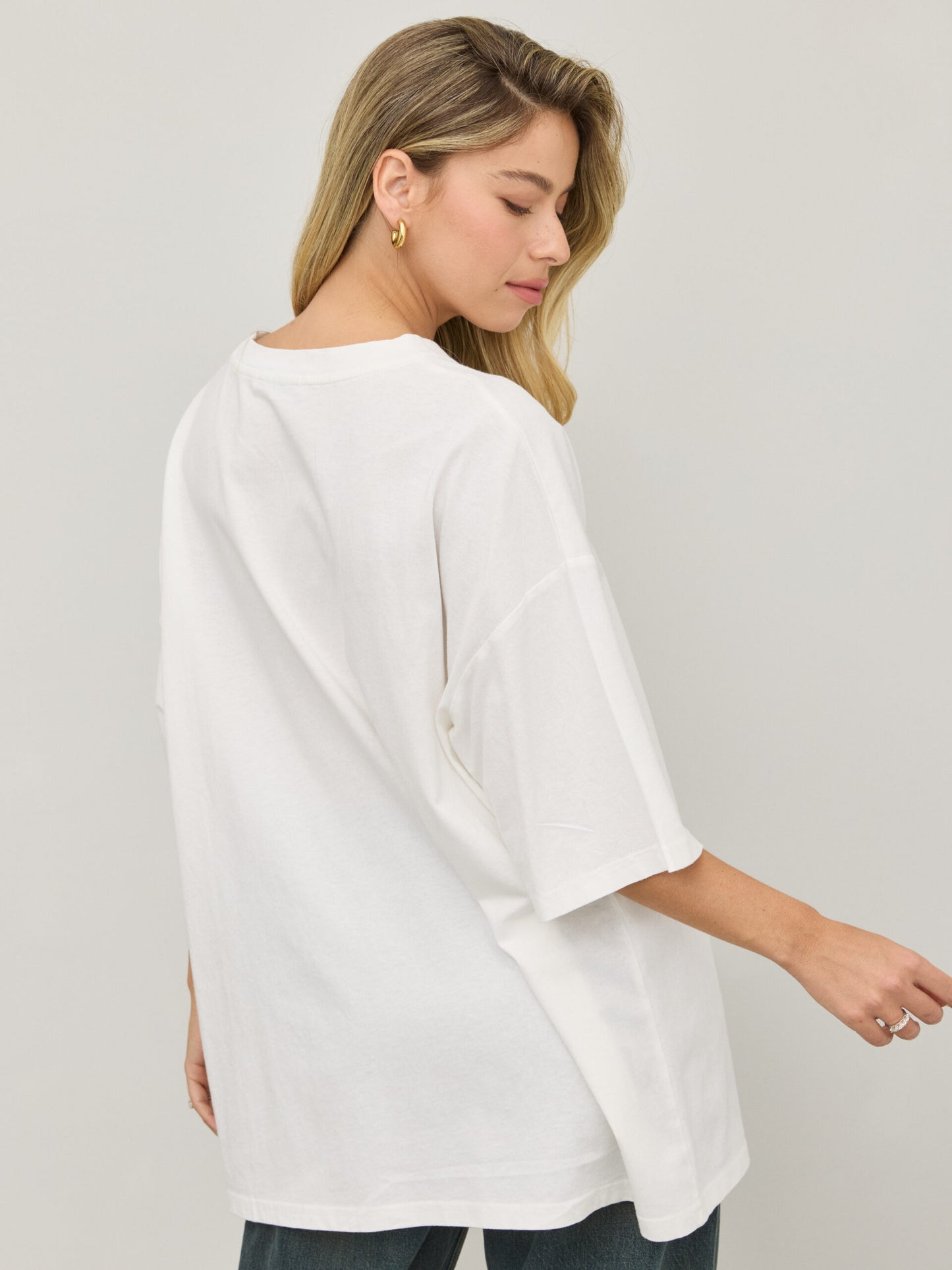 טישירט אוברסייז פרינט HAWAII | לבן