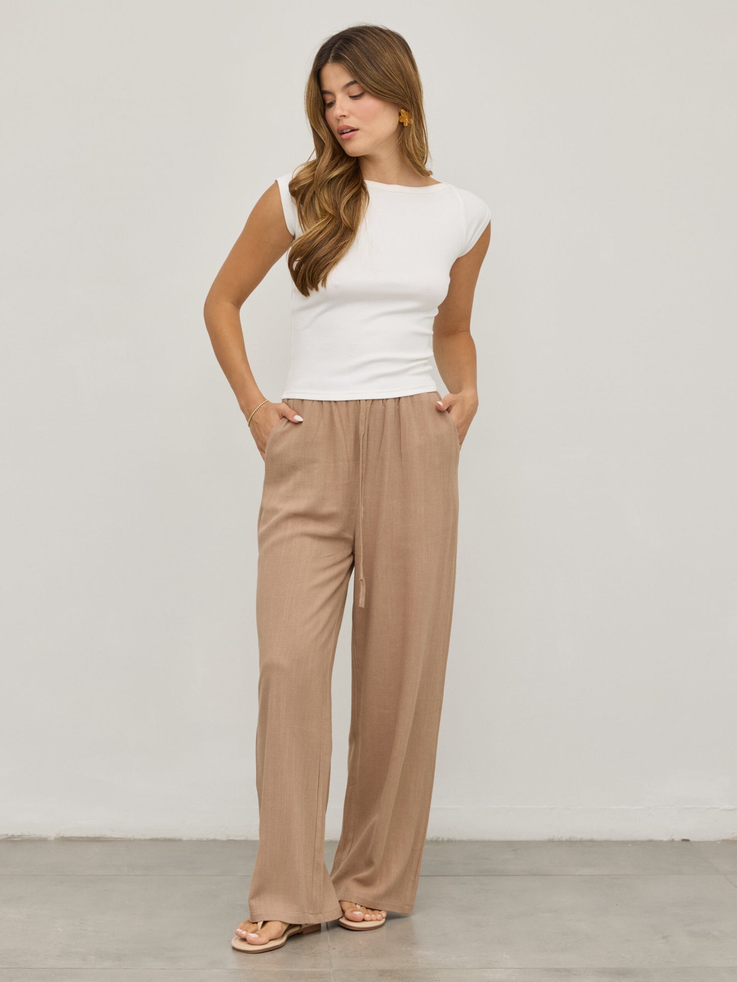 טישירט בייסיק זואי | לבן