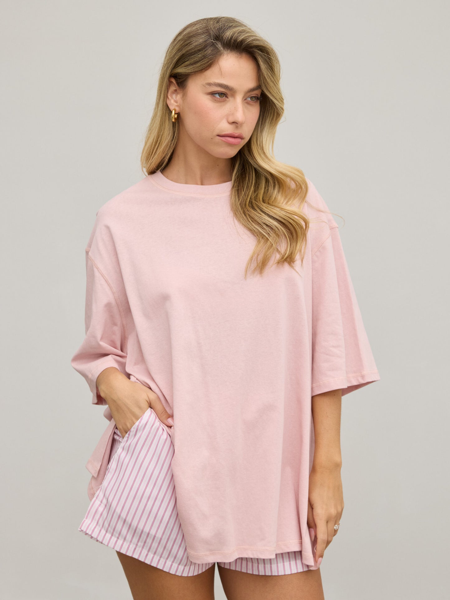 טישירט בייסיק אוברסייז אייד | ורוד