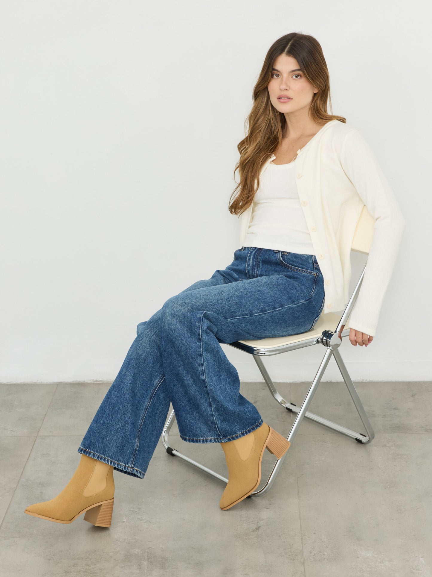 מגפוני עקב שפיץ דמוי זמש מארי | חאקי