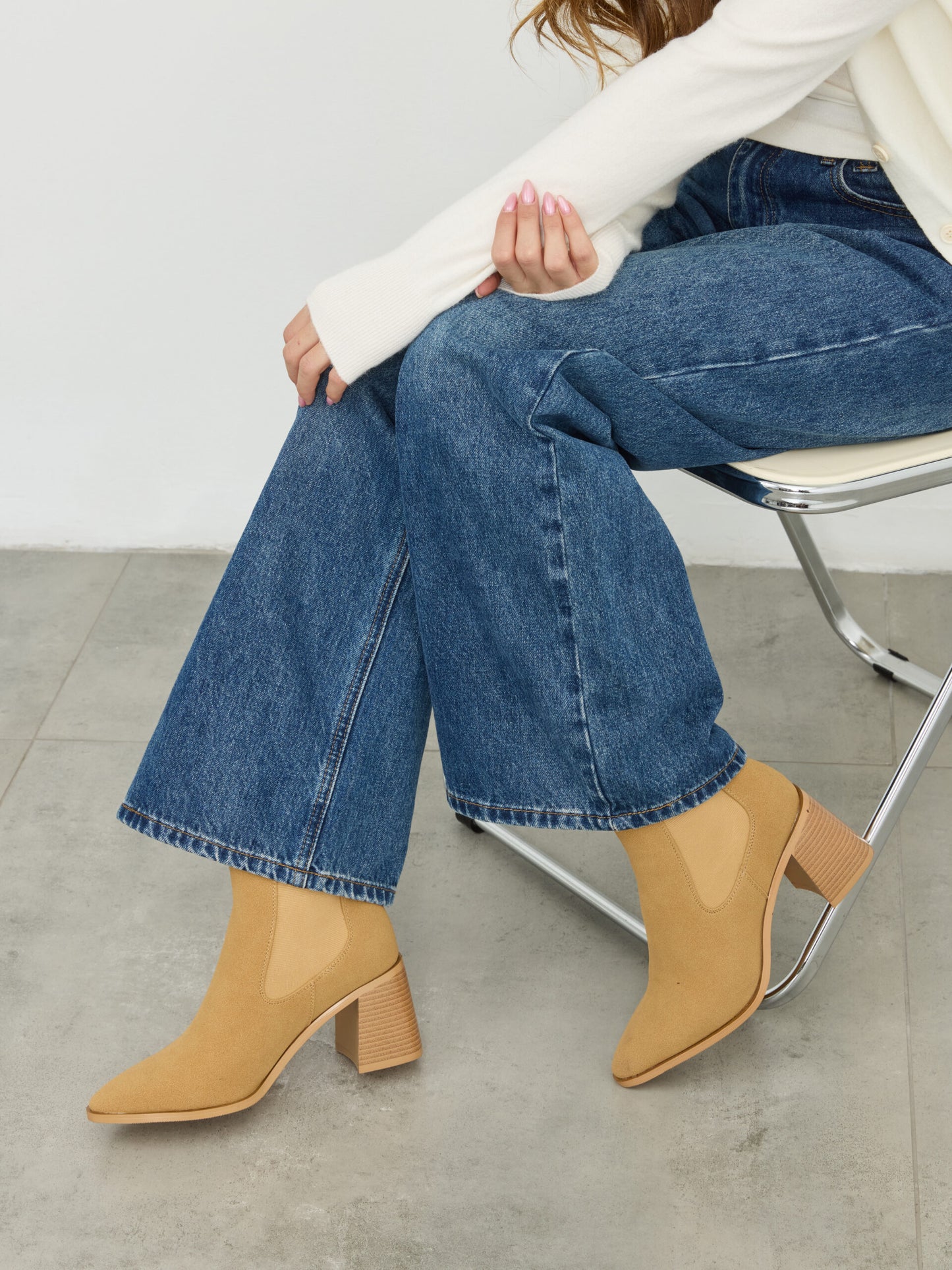 מגפוני עקב שפיץ דמוי זמש מארי | חאקי