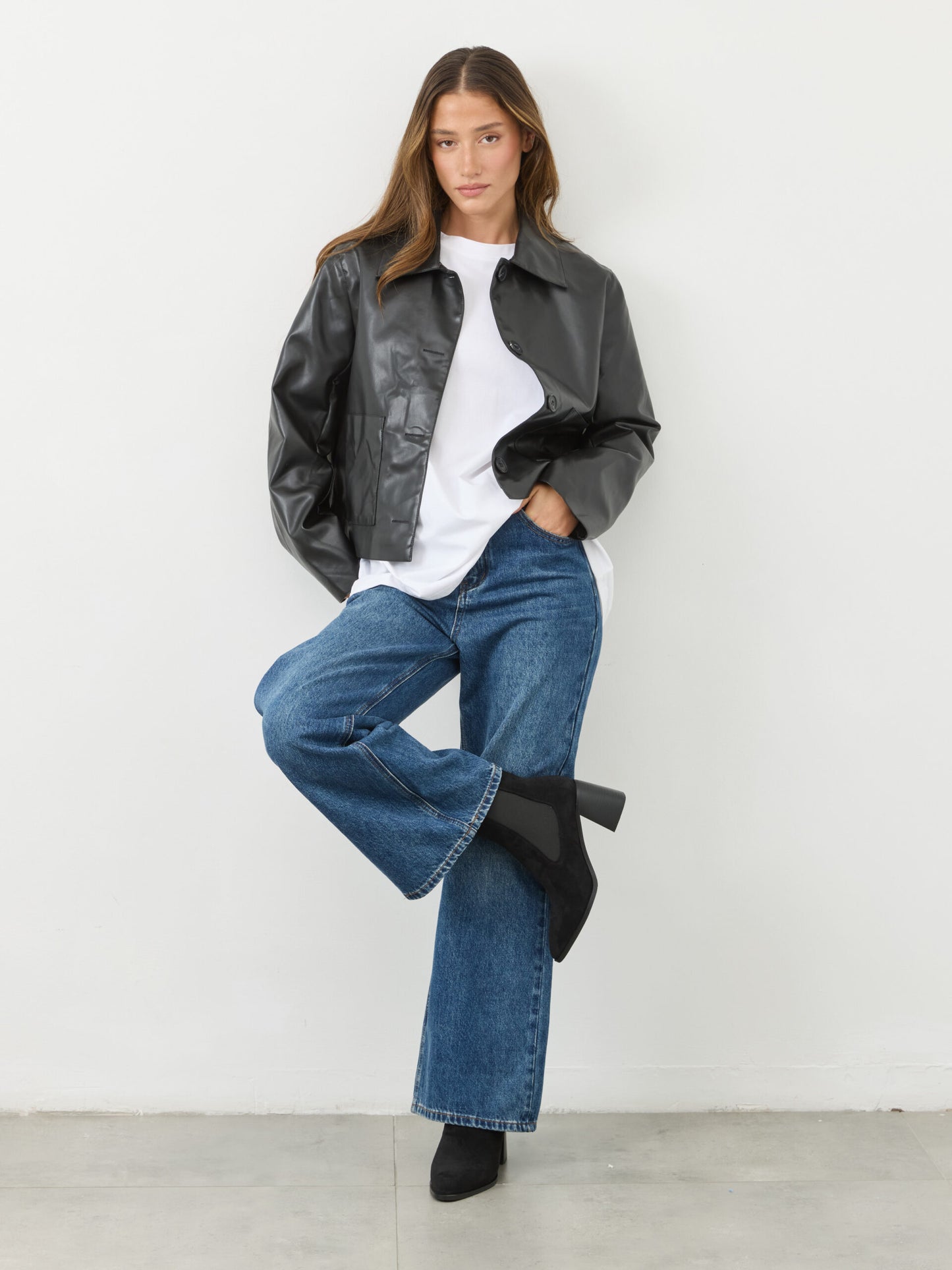 מגפוני עקב שפיץ דמוי זמש מארי | שחור