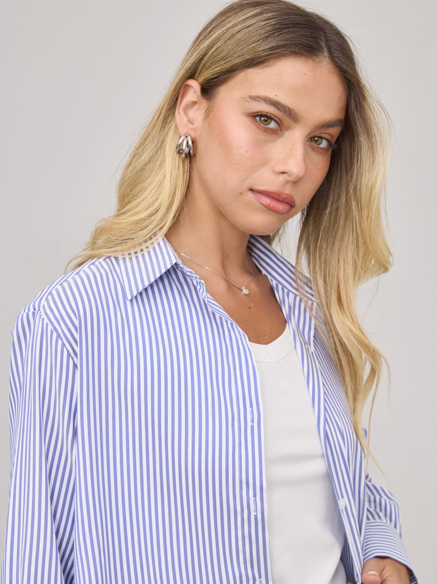 חולצה מכופתרת פסים מנדי | כחול