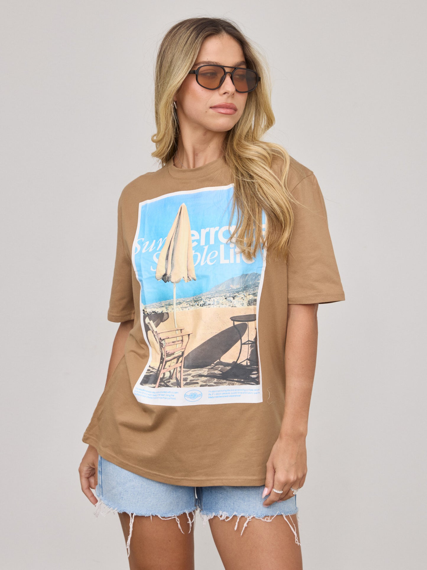 טישירט הדפס SUN TERRANCE | חום