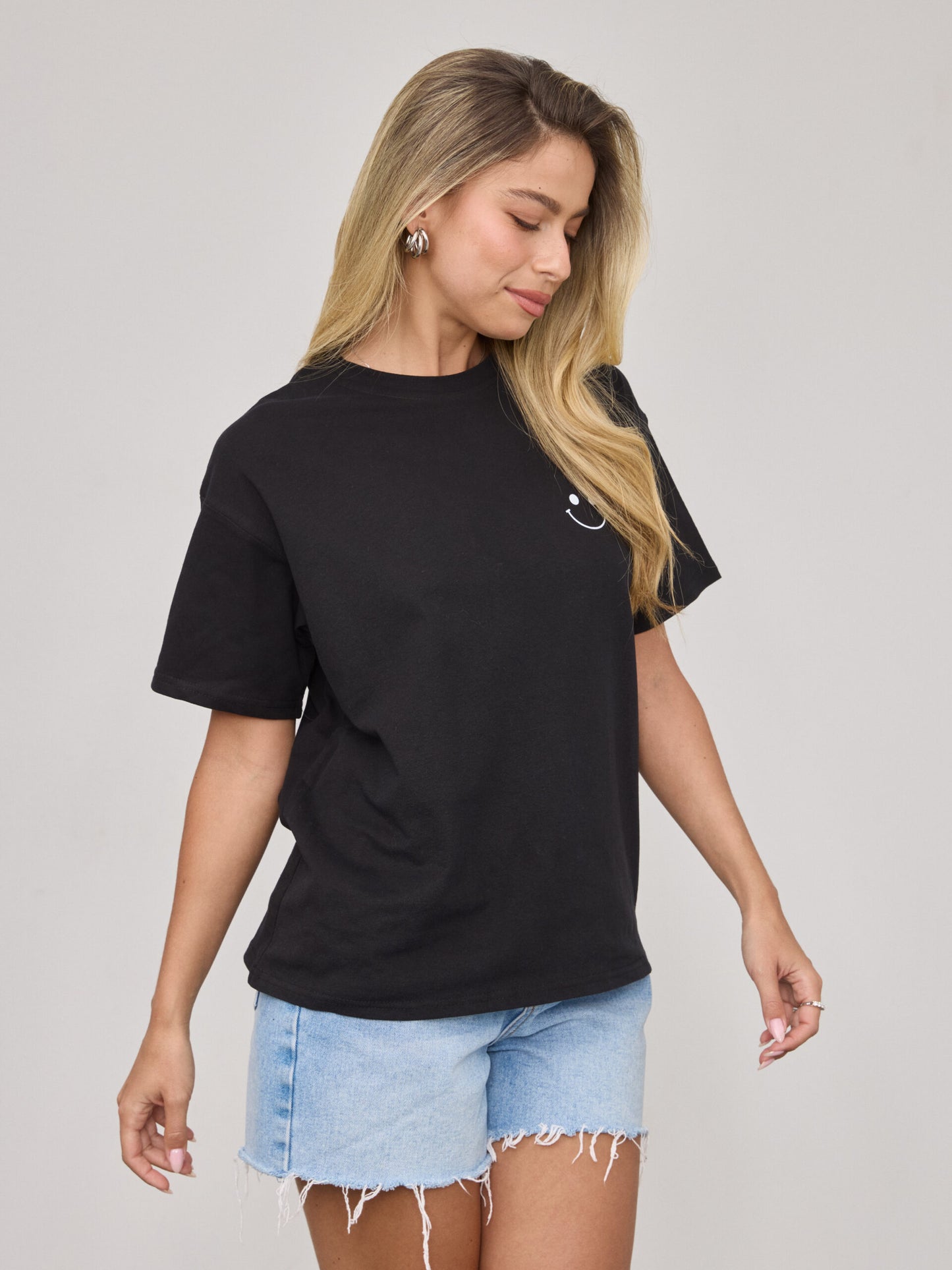 טישירט הדפס סמיילי הוליס | שחור